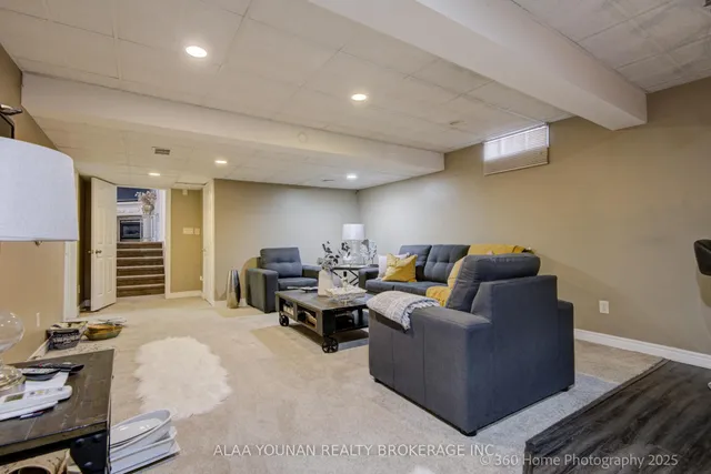 Additional property image - 84 Hillgarden Dr