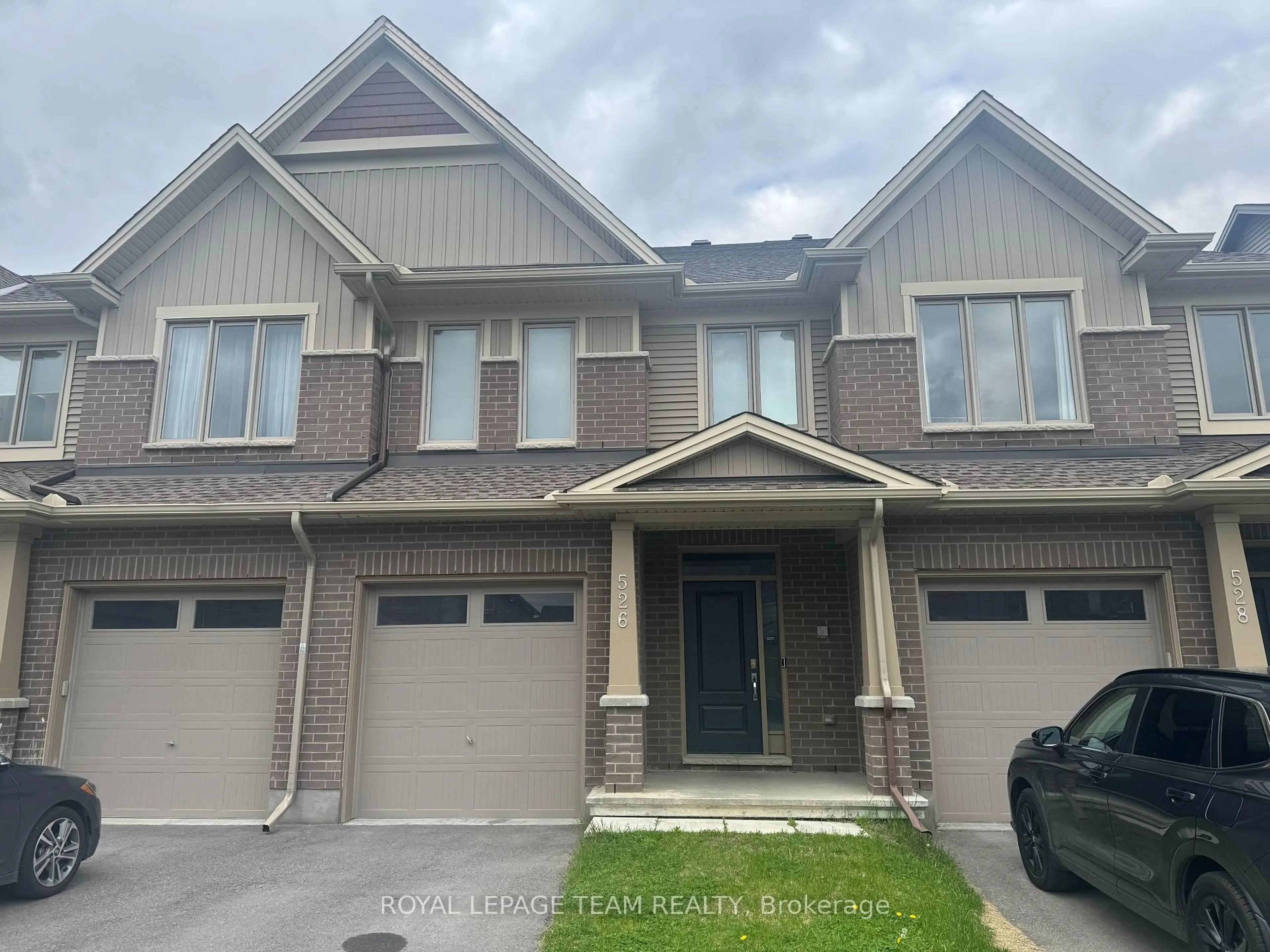 Home with brick exterior material, street for 526 EDENWYLDE Dr, Ottawa Ontario K2S 2K4