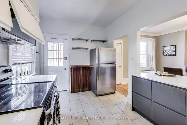 Additional property image - 23 Rosslyn Ave