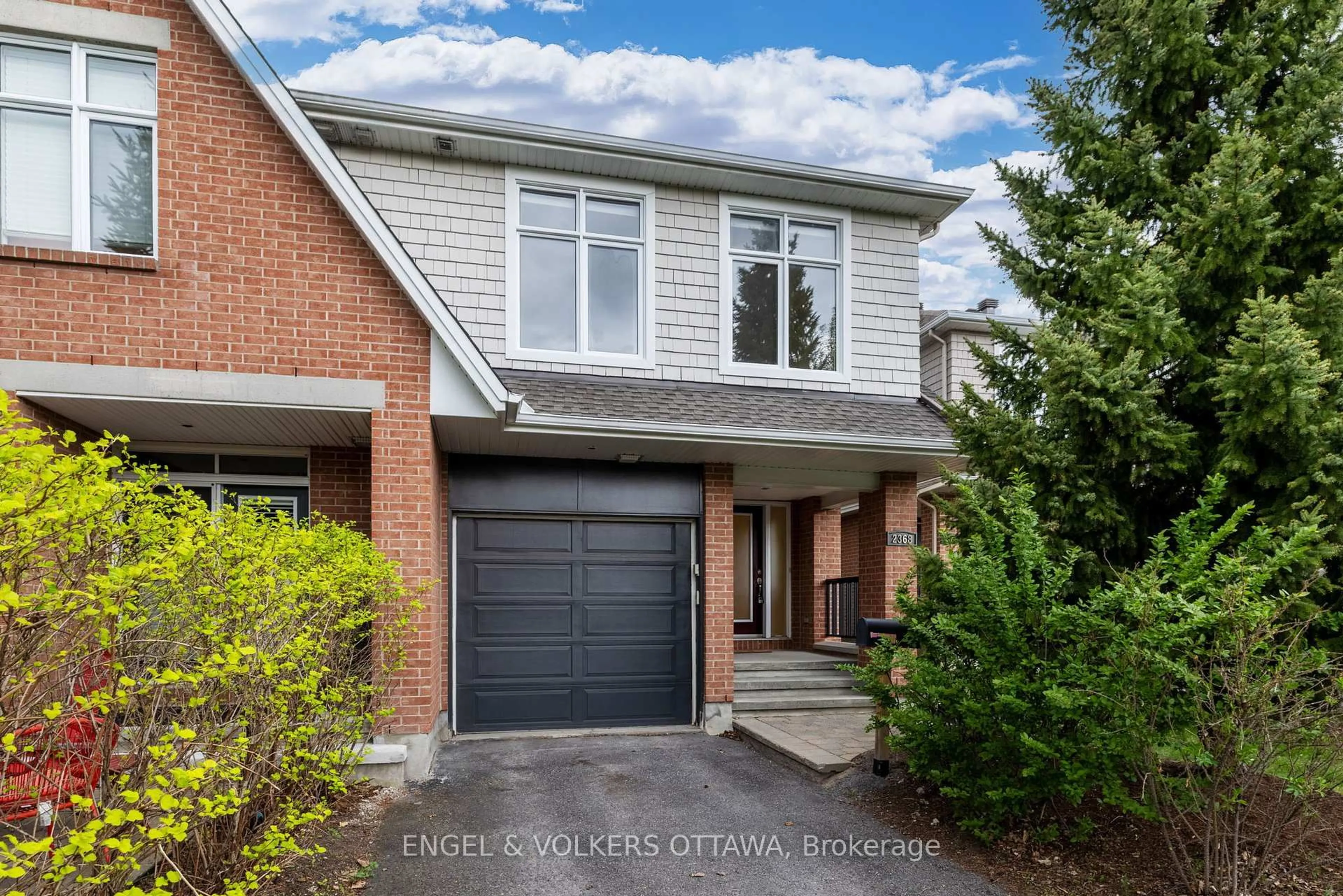 Home with brick exterior material, street for 2368 Virginia Dr, Ottawa Ontario K1H 6S2