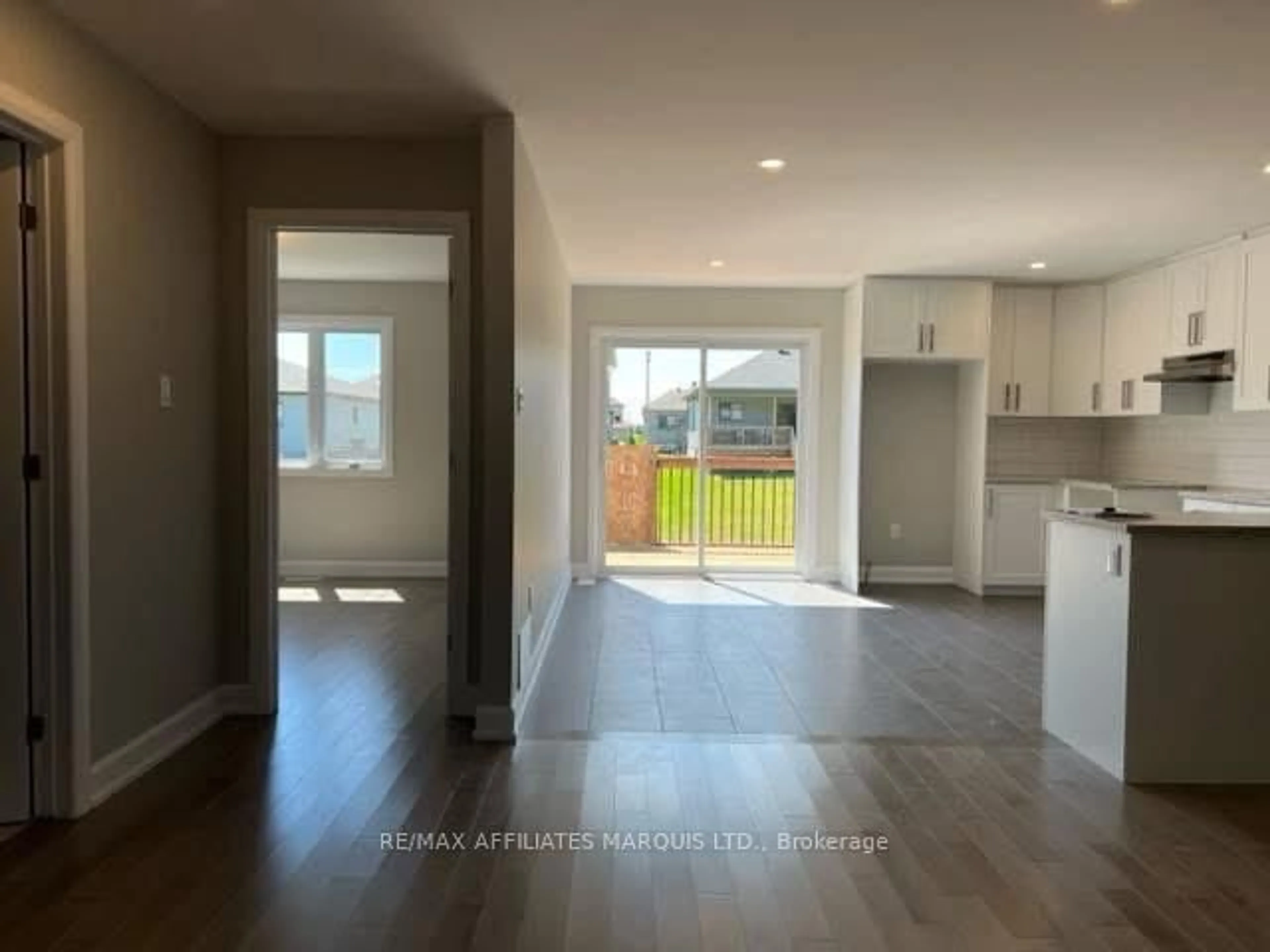 Open concept kitchen, unknown for 2282 Crewson Crt, Cornwall Ontario K6H 0H9