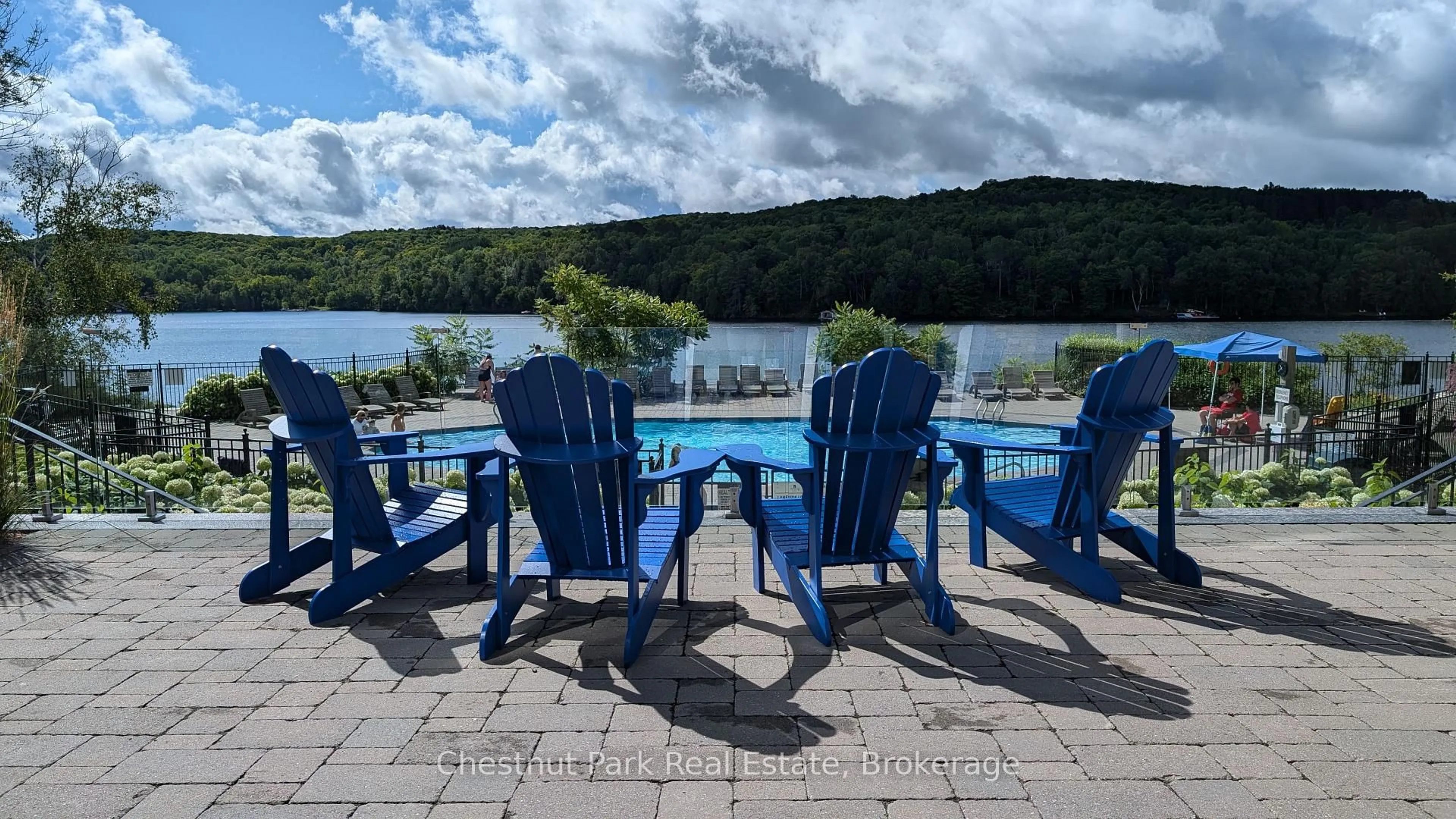 Patio, water/lake/river/ocean view for 25 PEN LAKE POINT Rd #316, Huntsville Ontario P1H 1A9