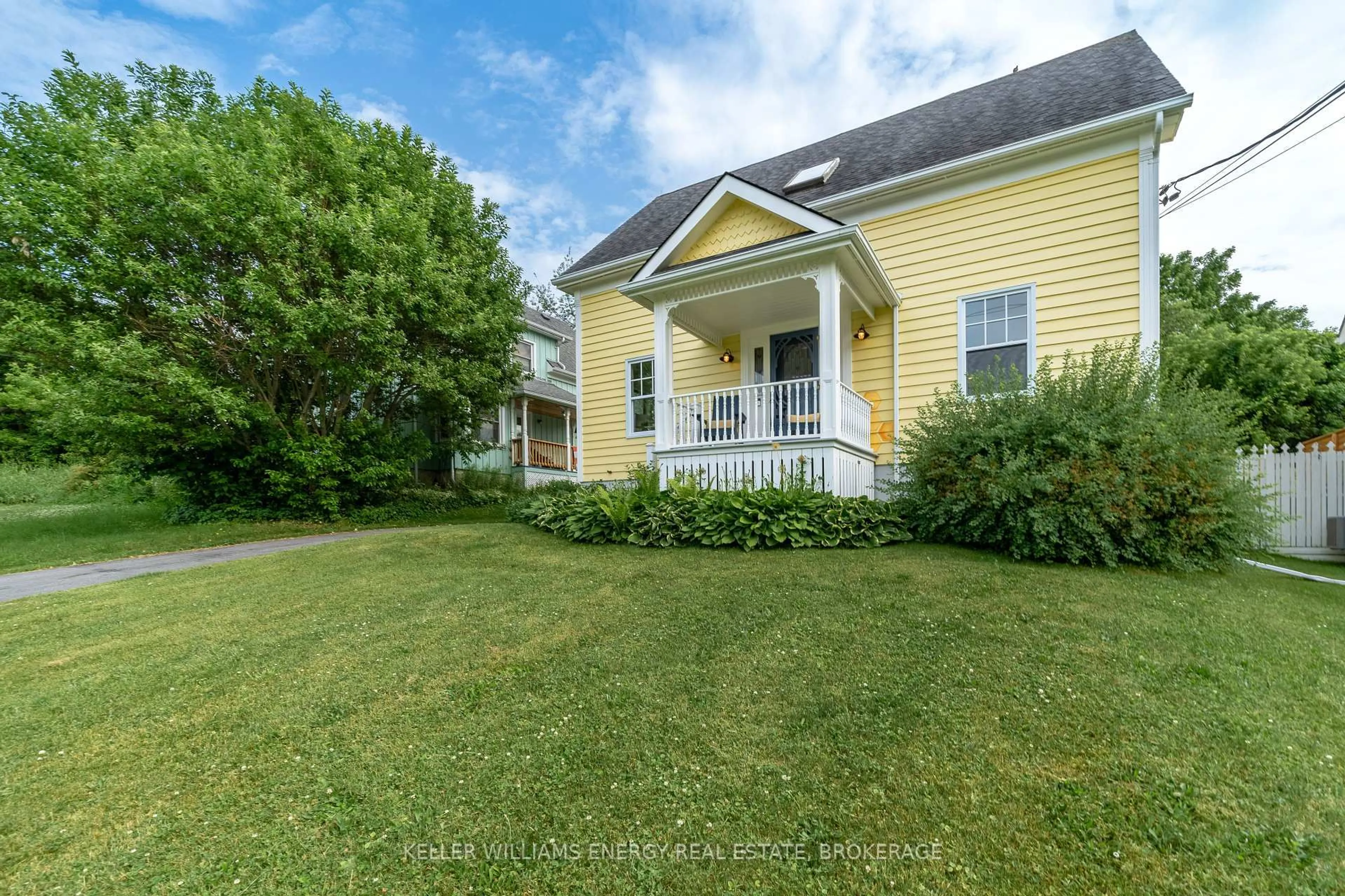 A pic from outside/outdoor area/front of a property/back of a property/a pic from drone, street for 15 CUMBERLAND St, Prince Edward County Ontario K0K 2T0