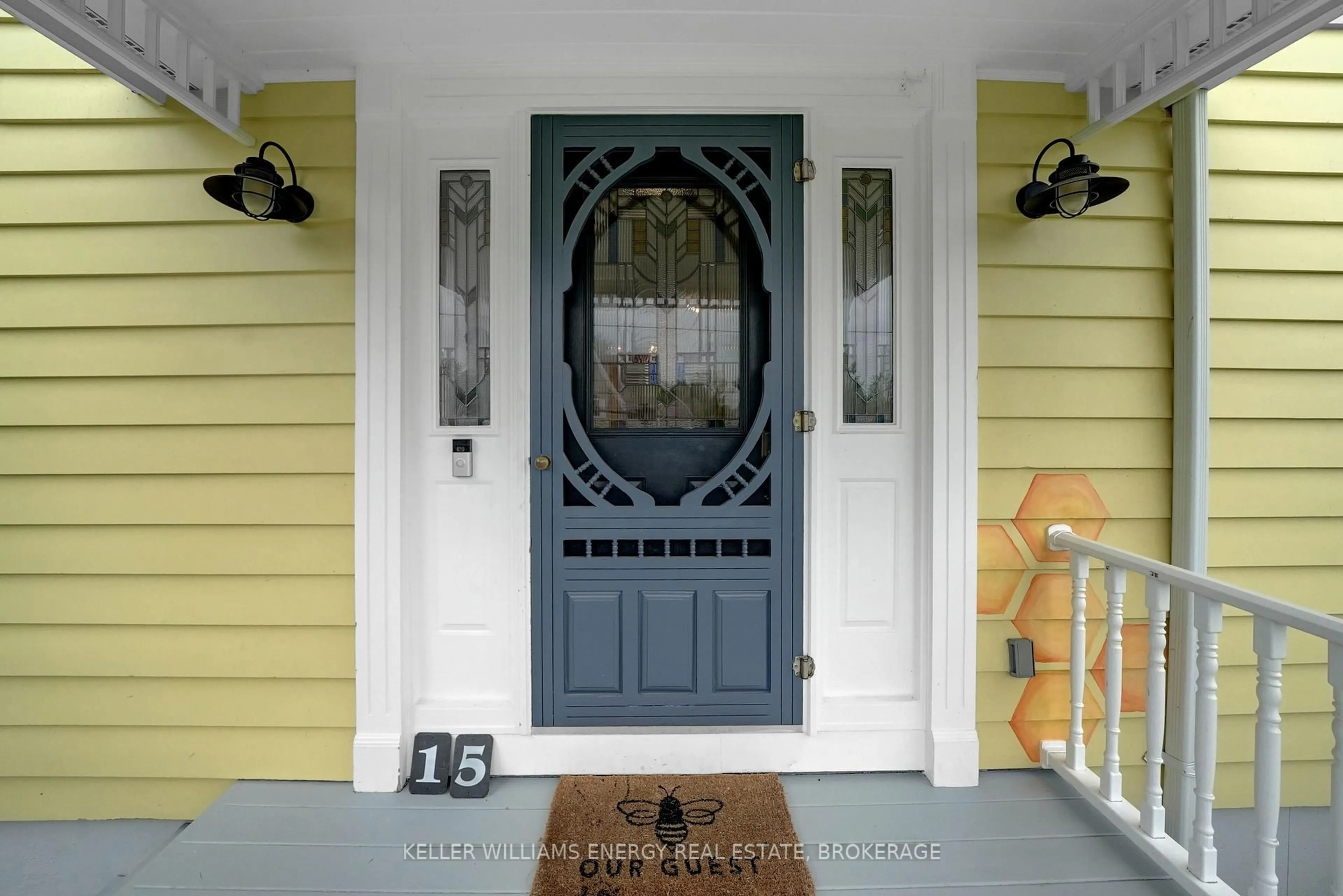 Indoor entryway for 15 CUMBERLAND St, Prince Edward County Ontario K0K 2T0