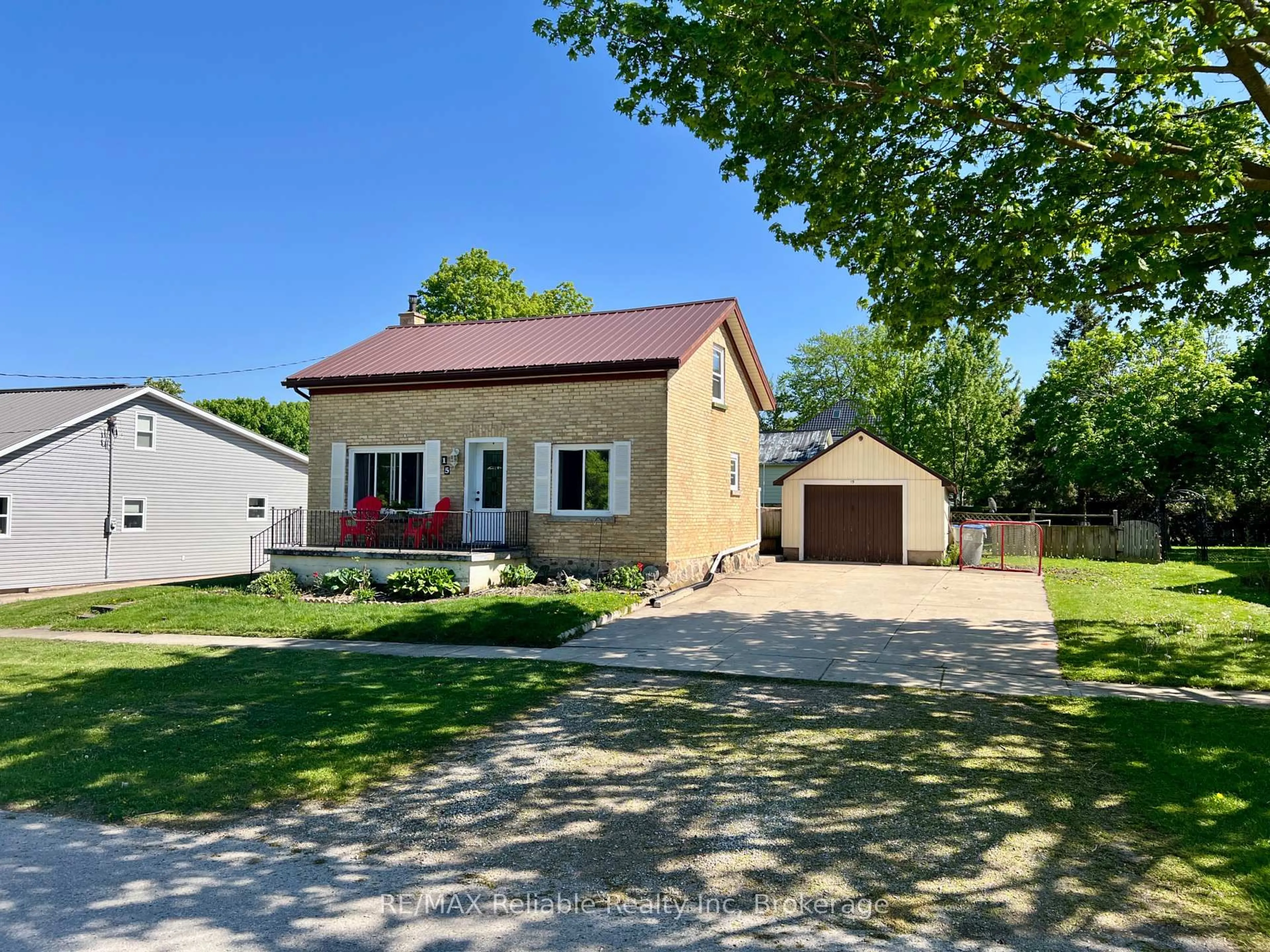 A pic from outside/outdoor area/front of a property/back of a property/a pic from drone, street for 15 Mary St, Bluewater Ontario N0M 2T0