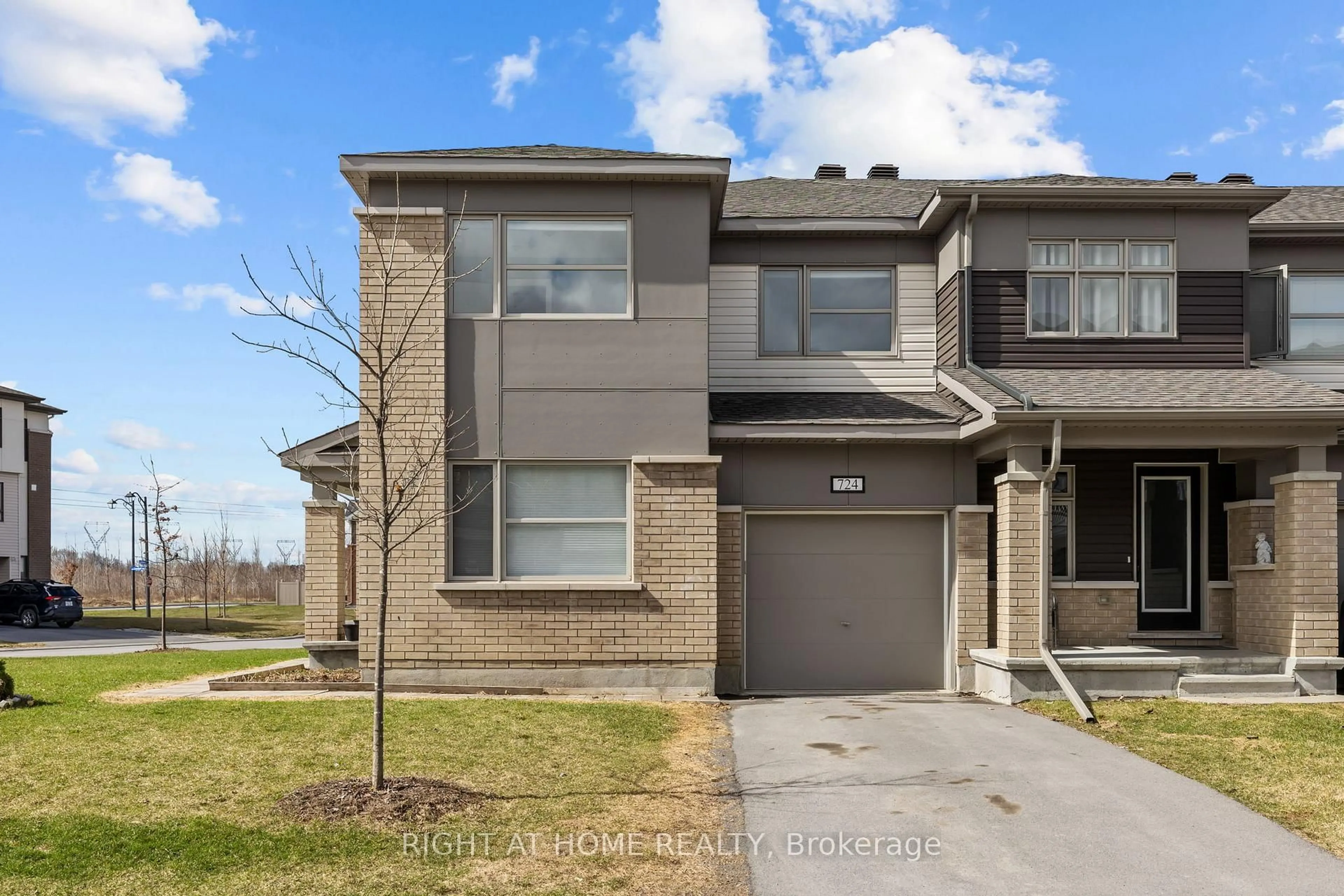 Home with brick exterior material, street for 724 JUNEBERRY Lane, Ottawa Ontario K2V 0K7