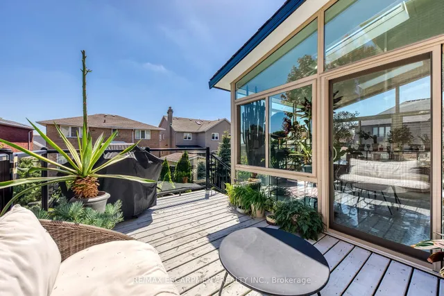 Additional property image - 12 Riva Crt