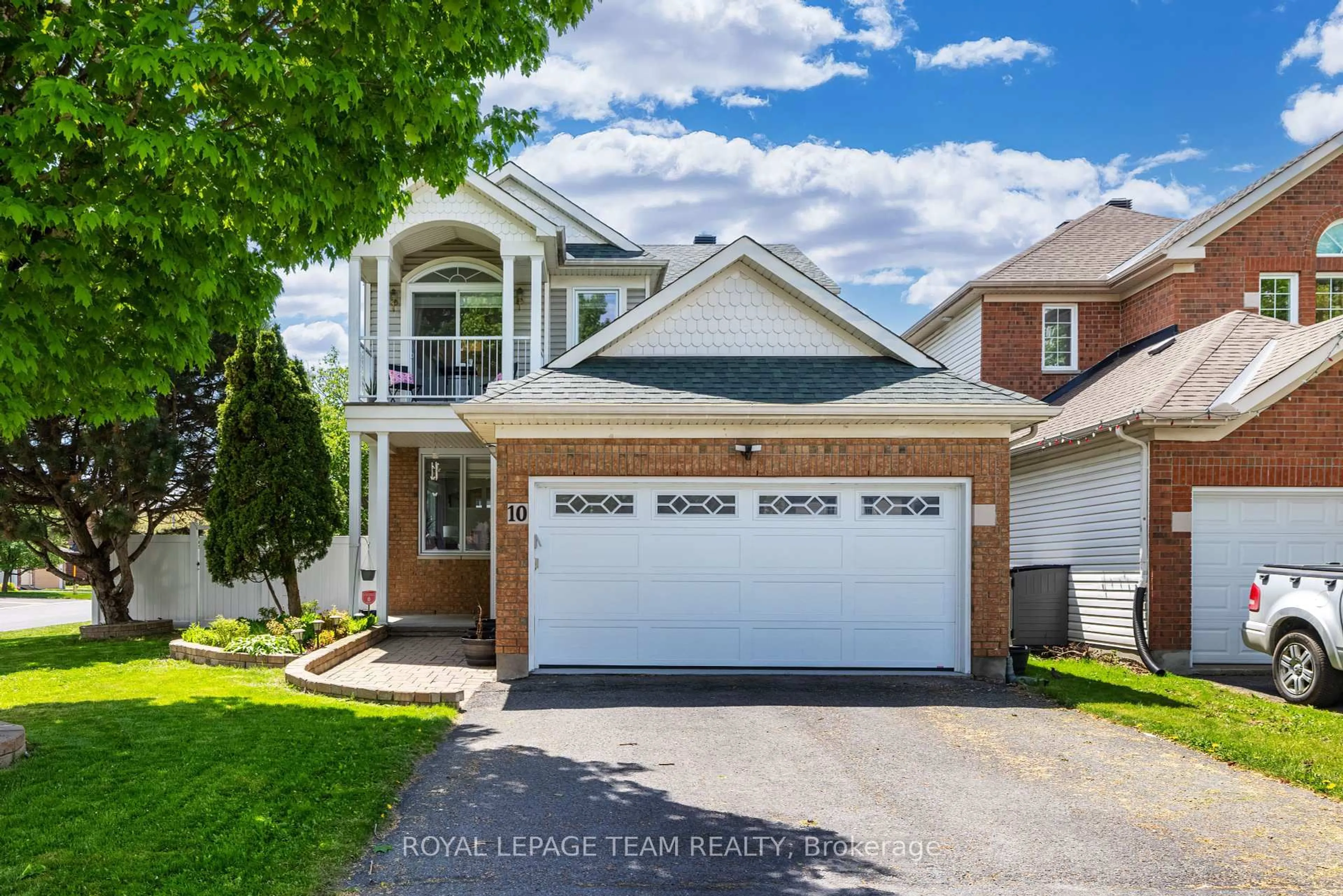 Home with vinyl exterior material, street for 10 Sutcliffe Terr, Ottawa Ontario K2J 4R3