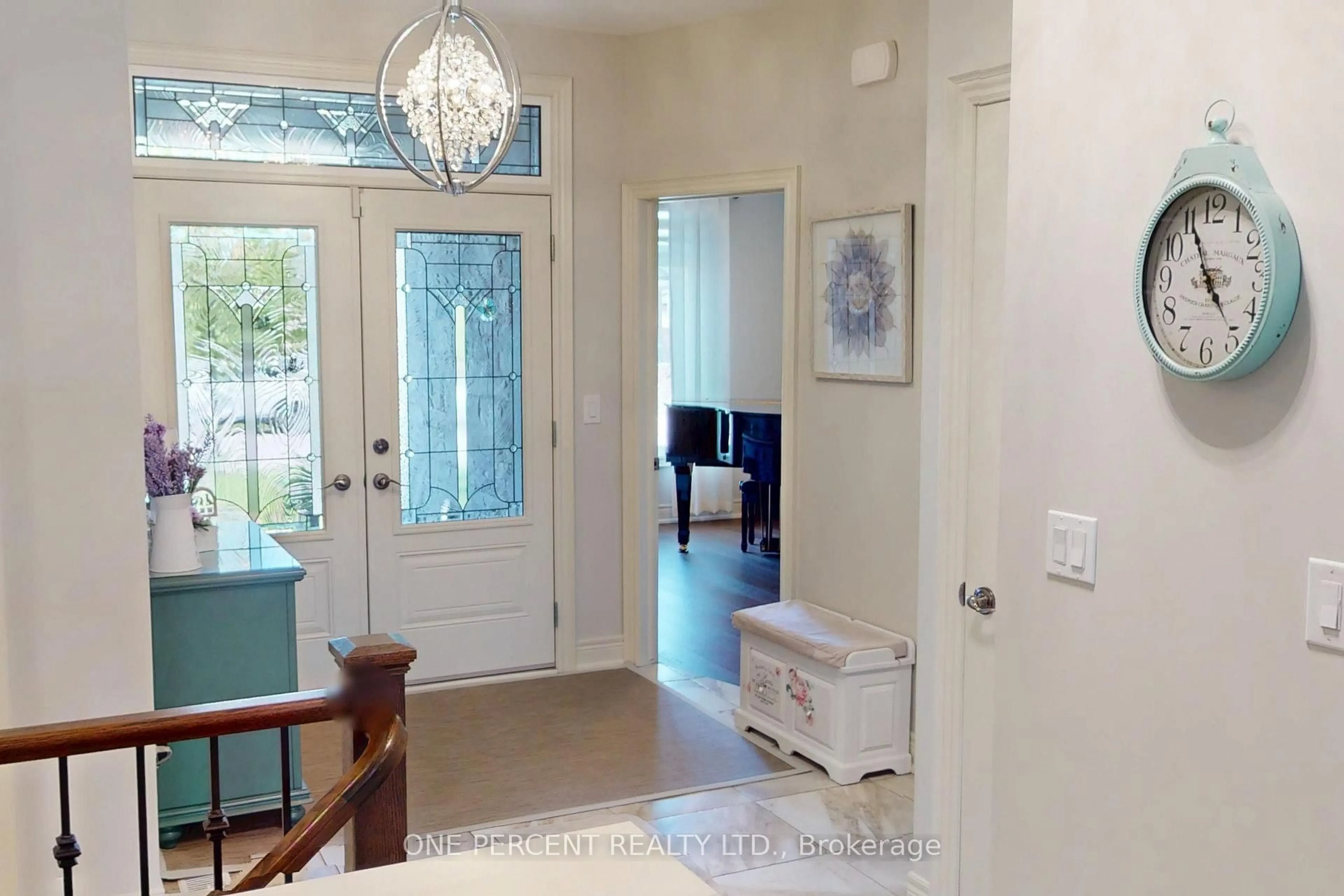Indoor entryway for 59 Julia Dr, Welland Ontario L3C 0E7