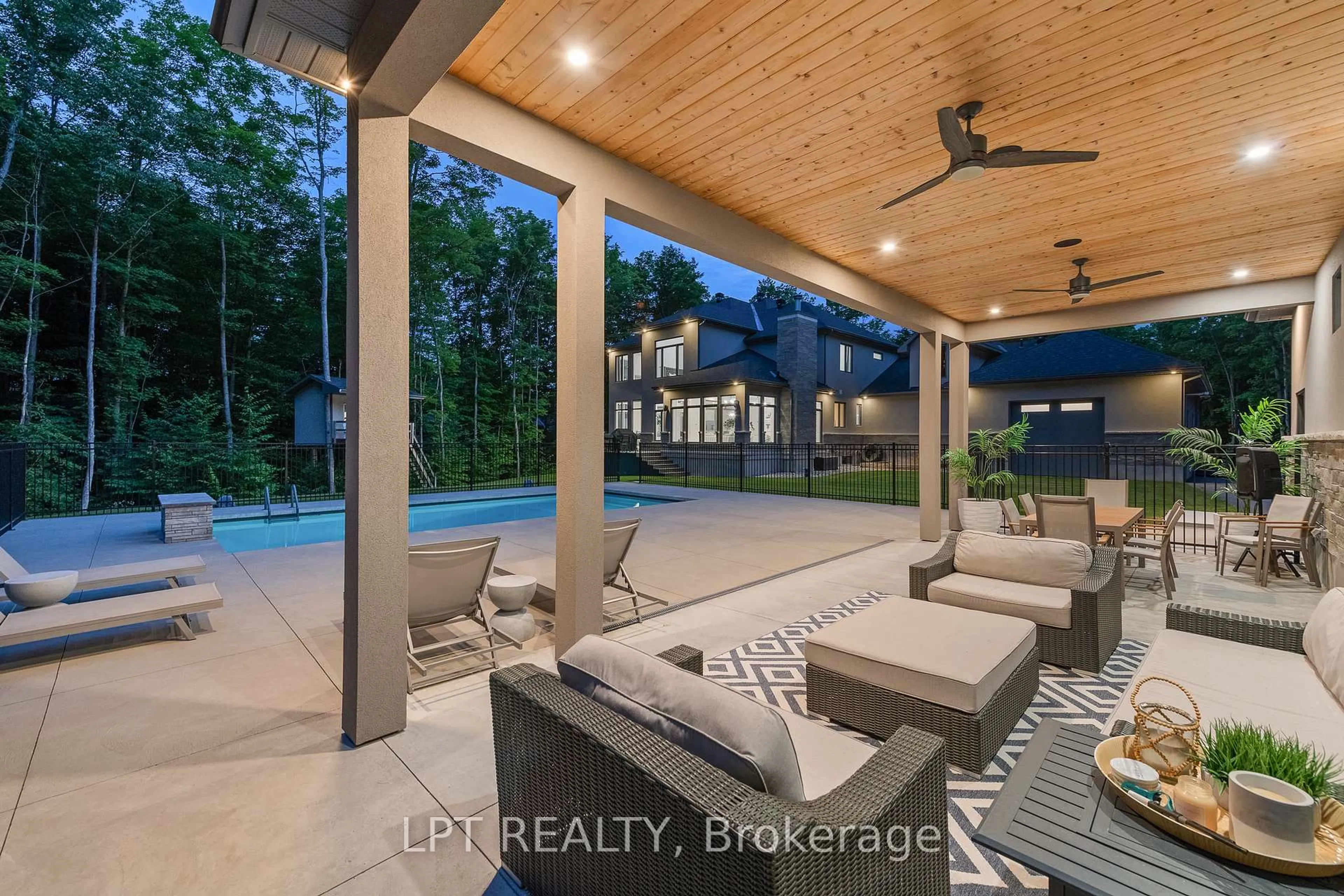 Patio, water/lake/river/ocean view for 5740 Queenscourt Cres, Ottawa Ontario K4M 1K3