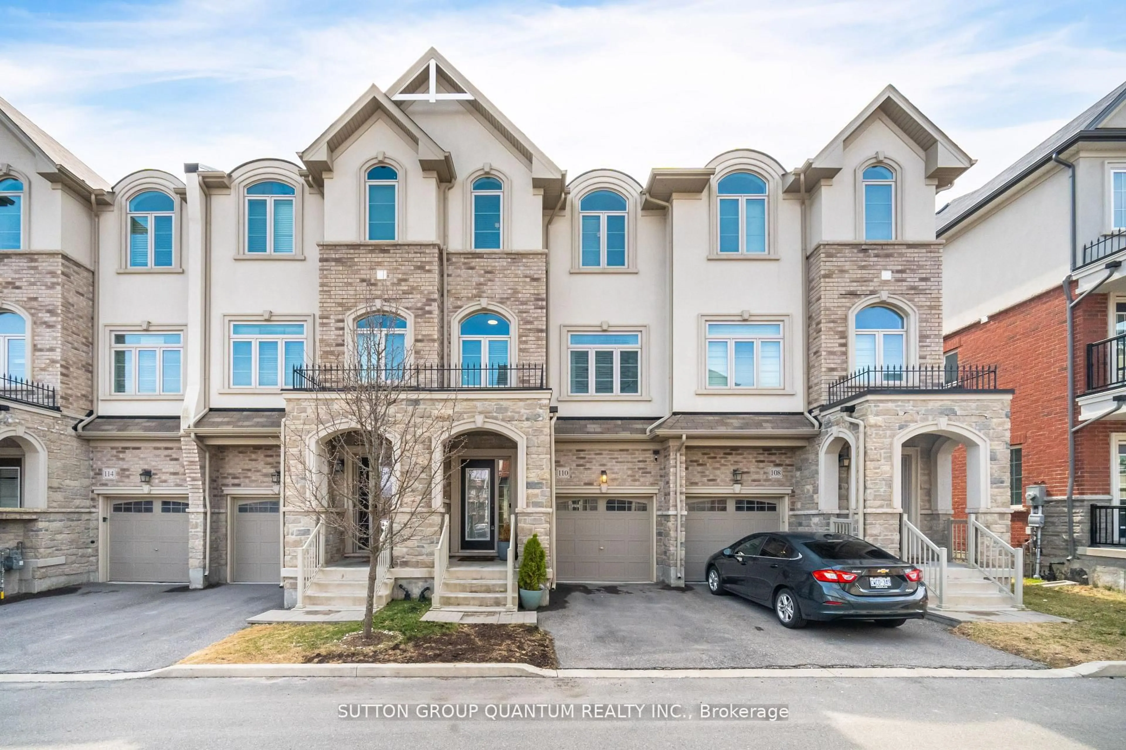 Unknown for 110 Borers Creek Circ, Hamilton Ontario L8B 1W3