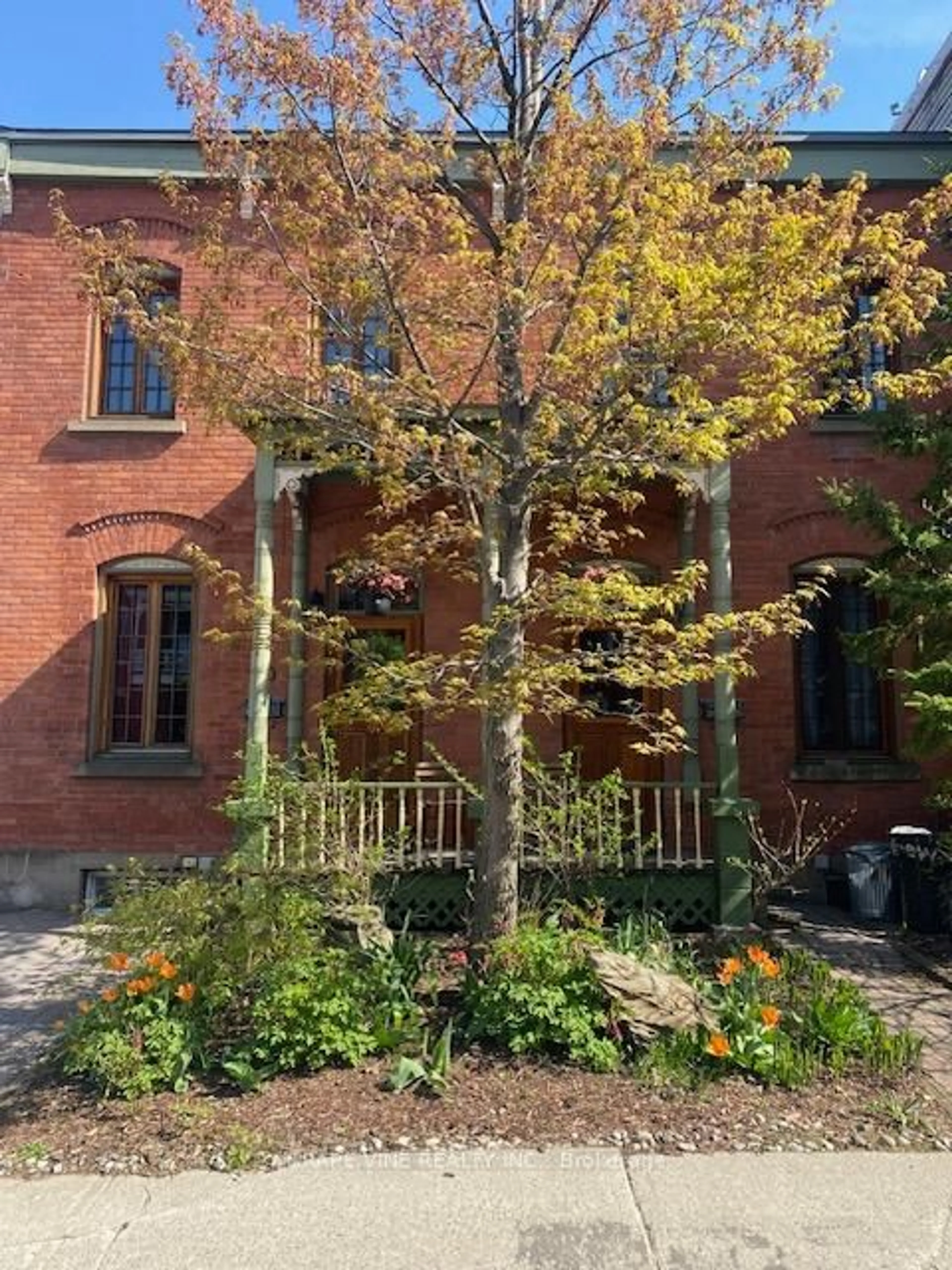 Home with brick exterior material, street for 58-60 St Andrew St, Ottawa Ontario K1N 5E9