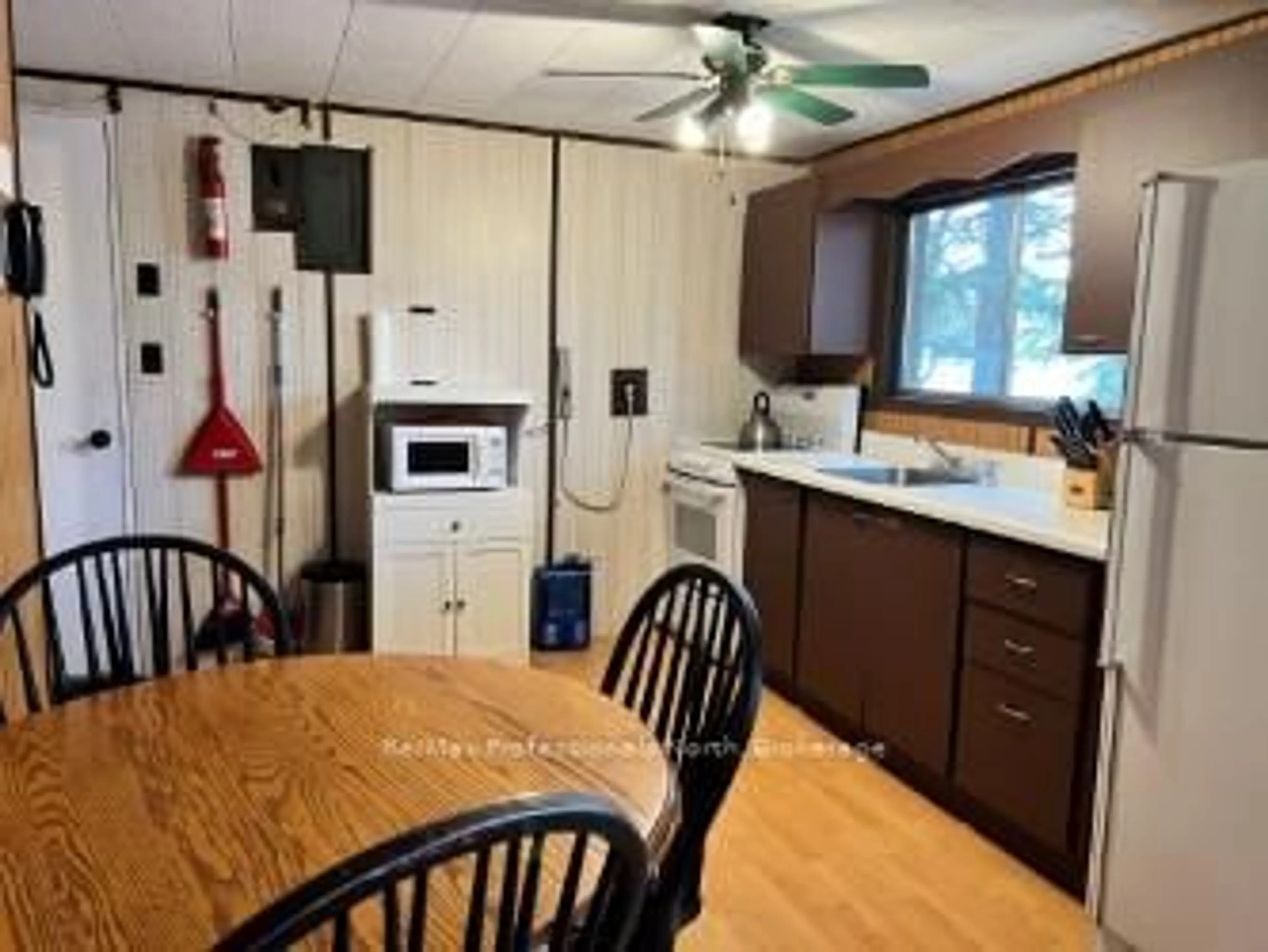 Standard kitchen, wood/laminate floor for 1097 Corylus Lane, Dysart et al Ontario K0L 1X0