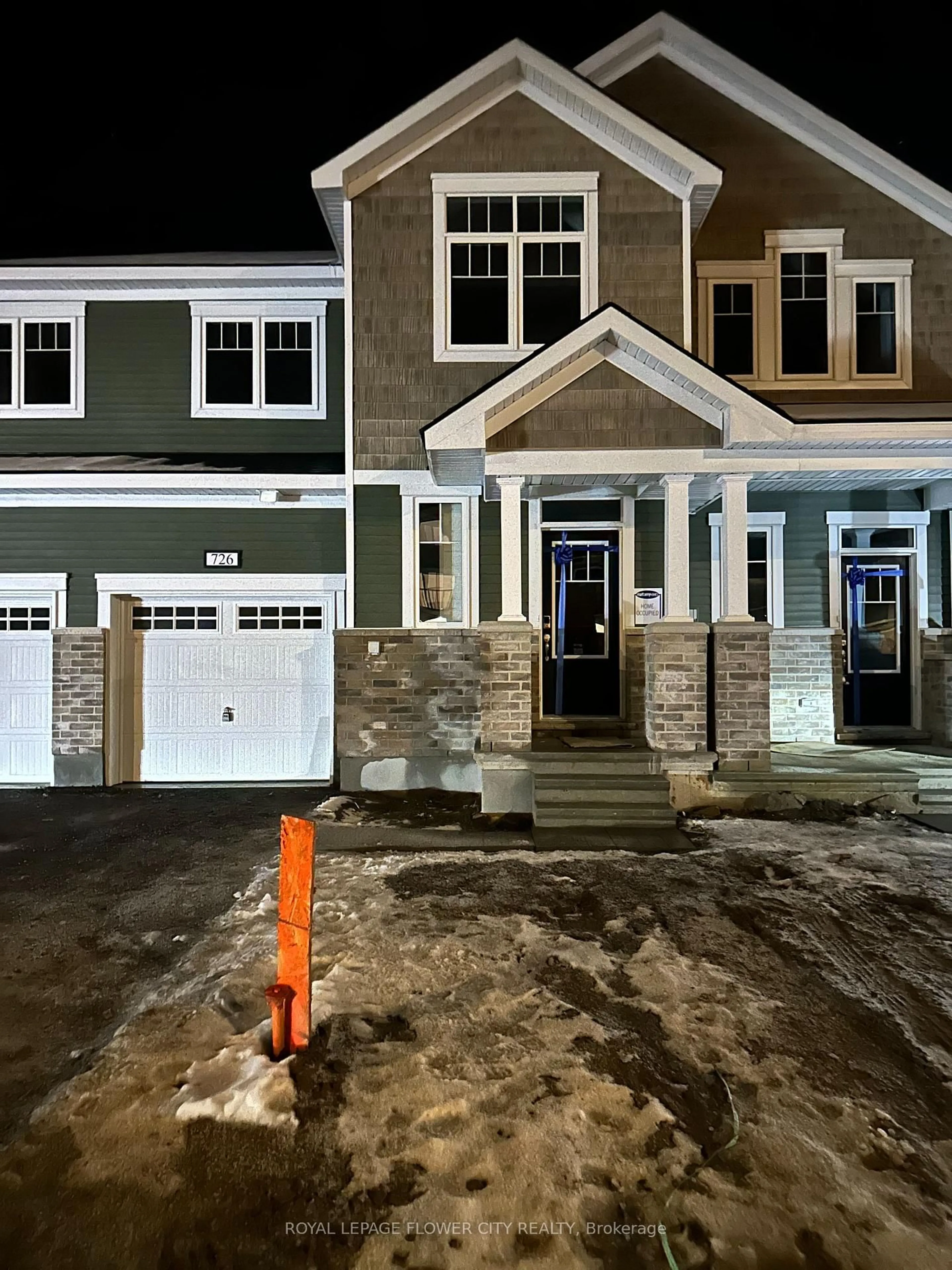 Unknown for 724 Rouncey Rd, Ottawa Ontario K2S 1B6