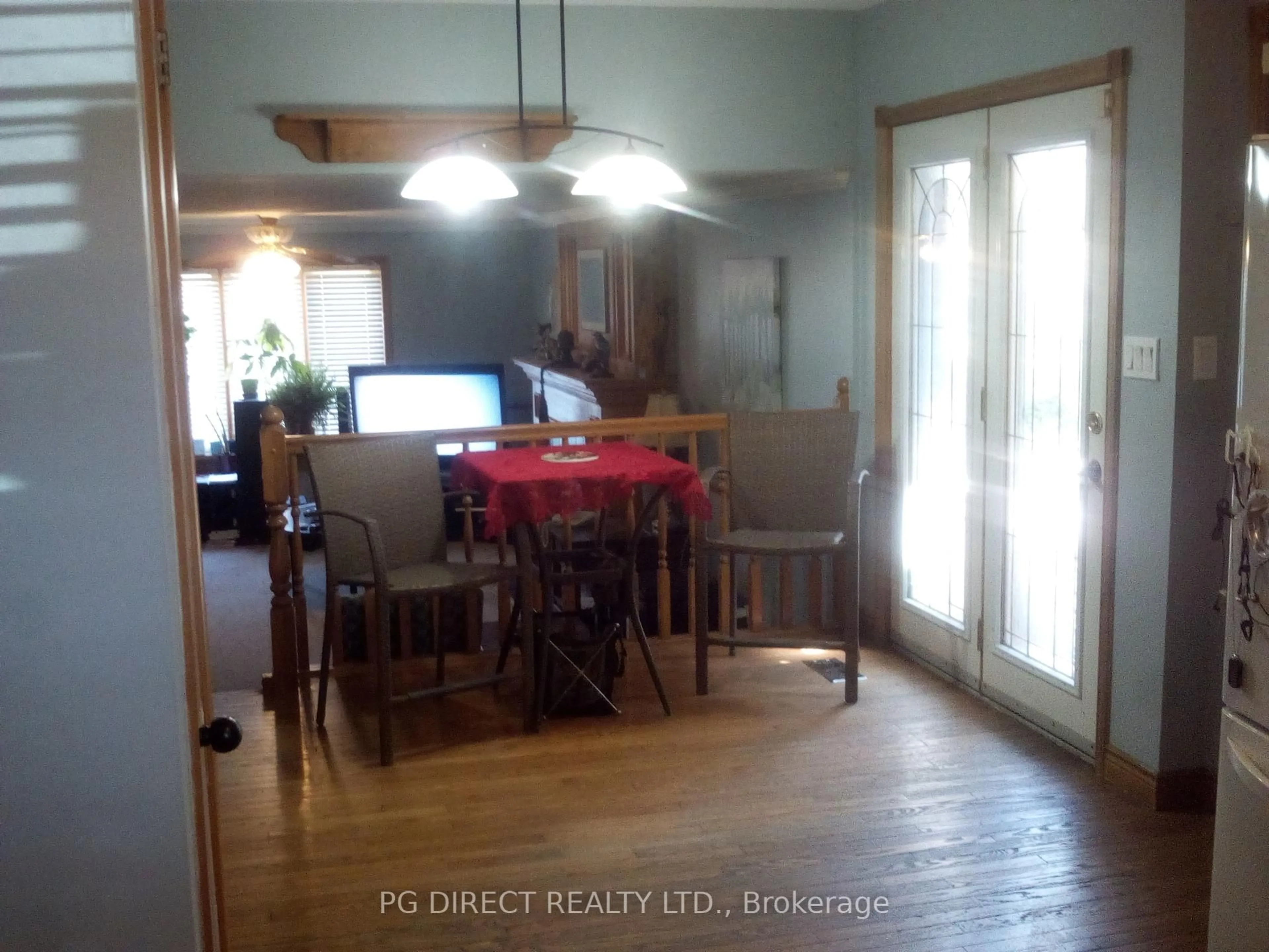 Dining room, unknown for 1132 Iroquois Cres, Woodstock Ontario N4T 1C3