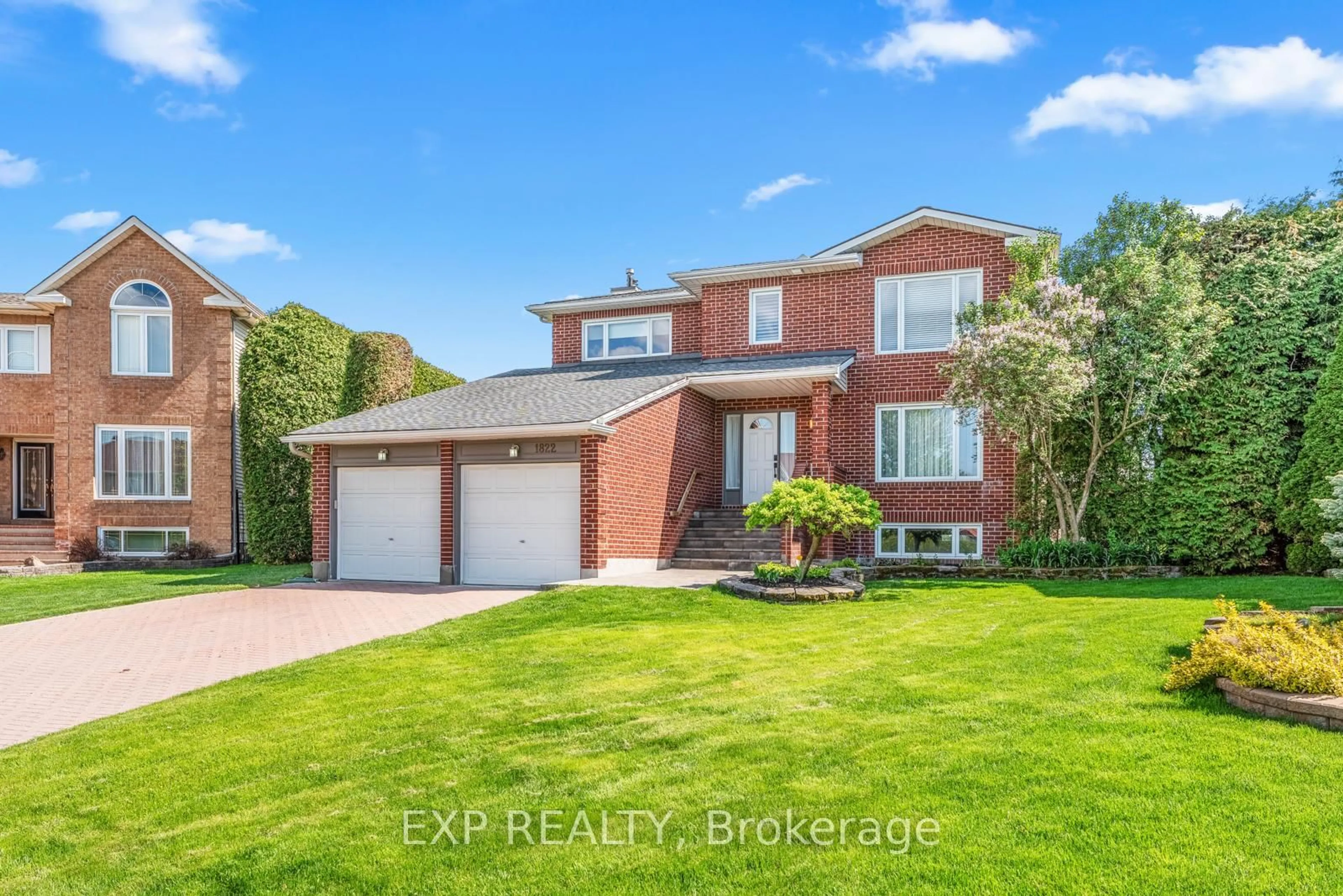 Home with brick exterior material, street for 1822 Thornecrest St, Orleans Ontario K1C 6K9