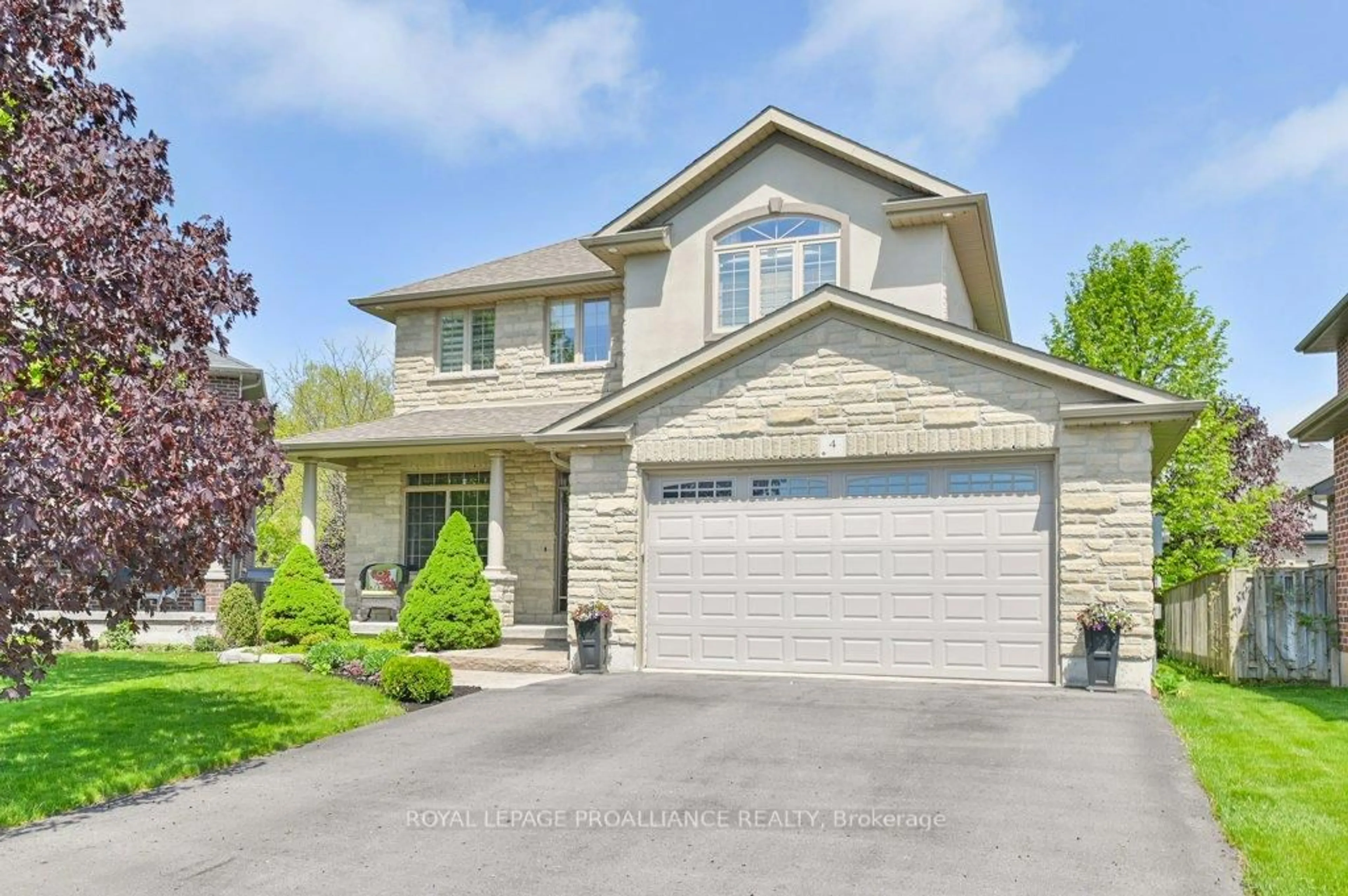 Home with vinyl exterior material, street for 4 Meagher Pl, Belleville Ontario K8P 0C1