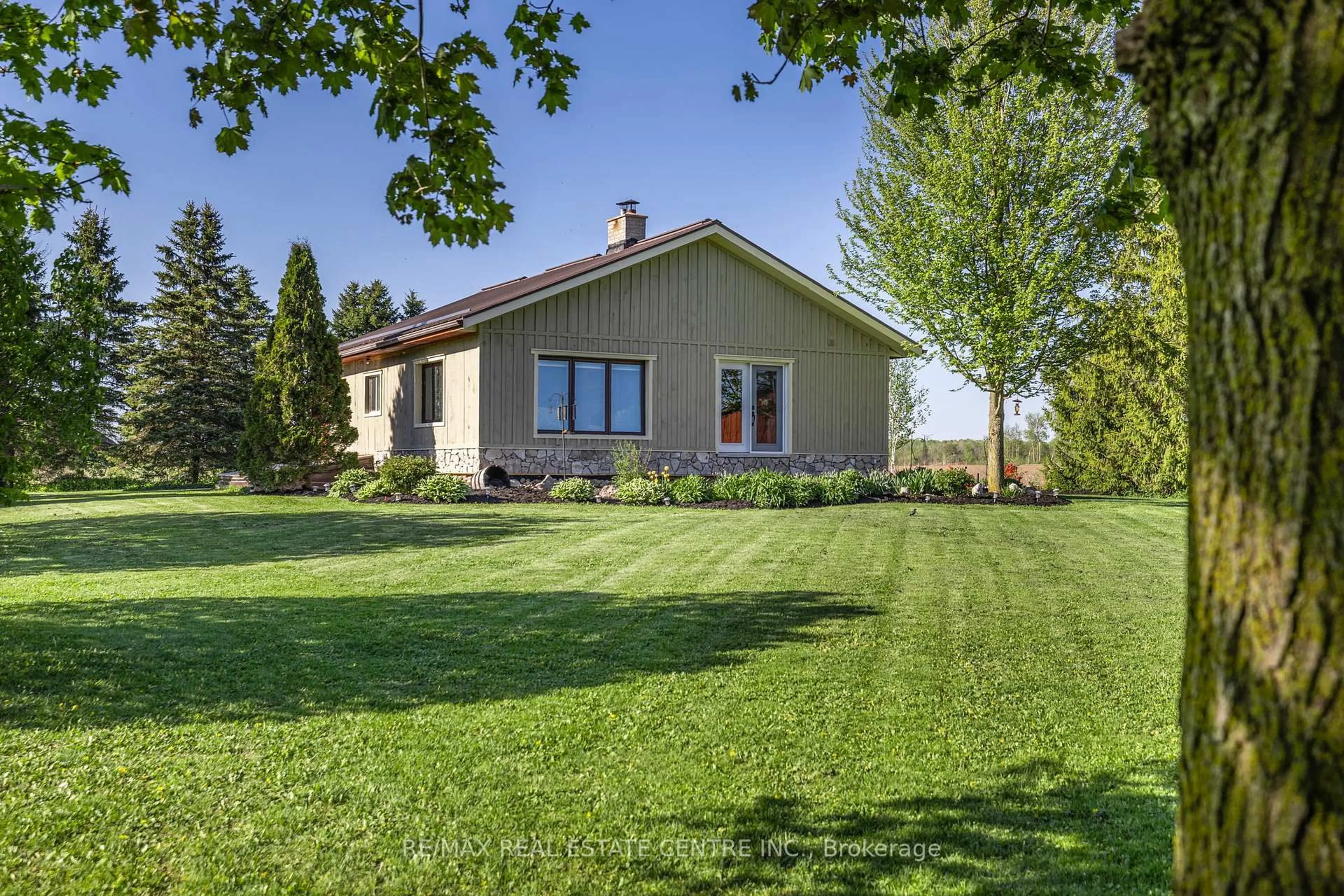 Unknown for 74019 24 - 25 Sdrd, East Luther Grand Valley Ontario L9W 0J3