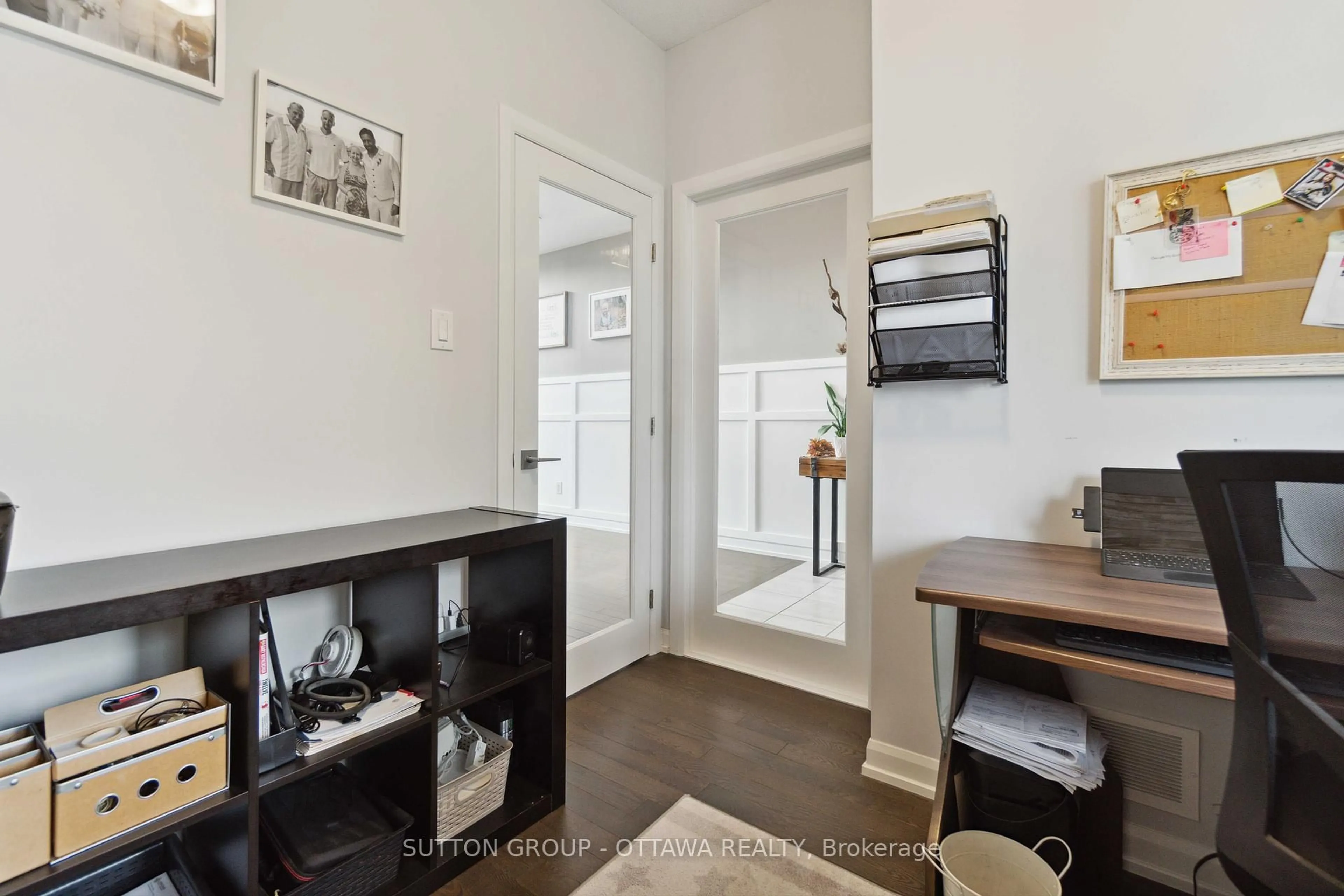 Indoor entryway for 14 GRAHAM St, Carleton Place Ontario K7C 0H7