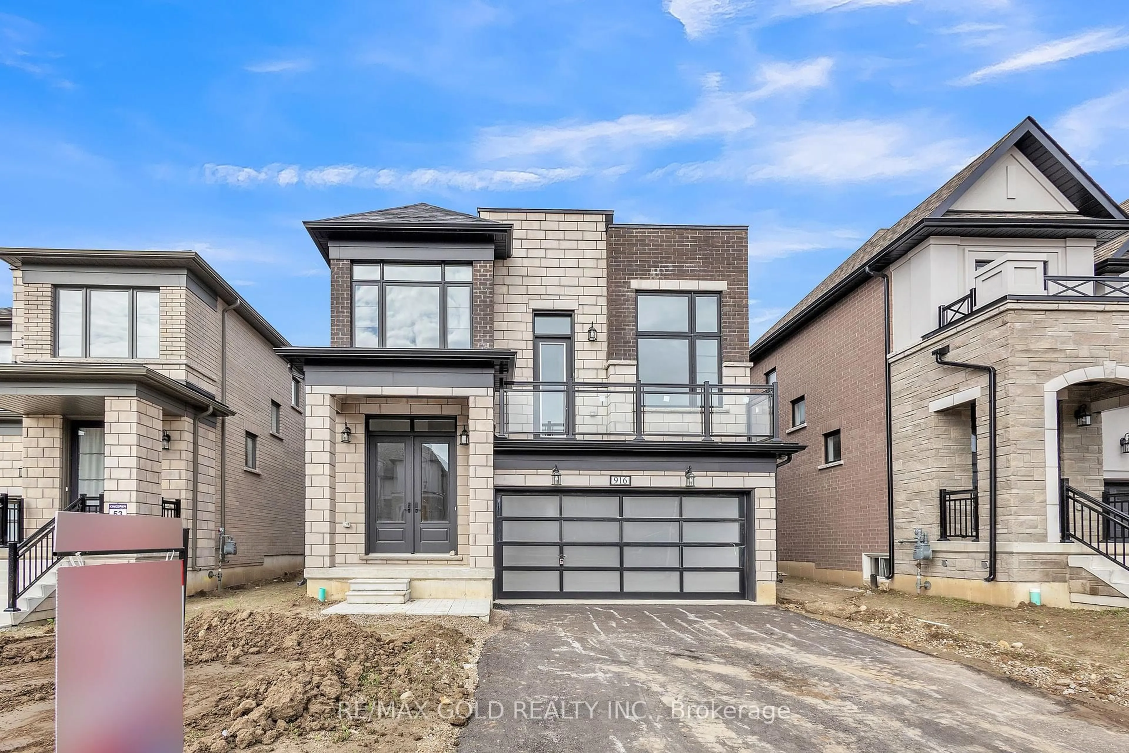 Home with brick exterior material, street for 916 Knights Lane, Woodstock Ontario N4T 0P7
