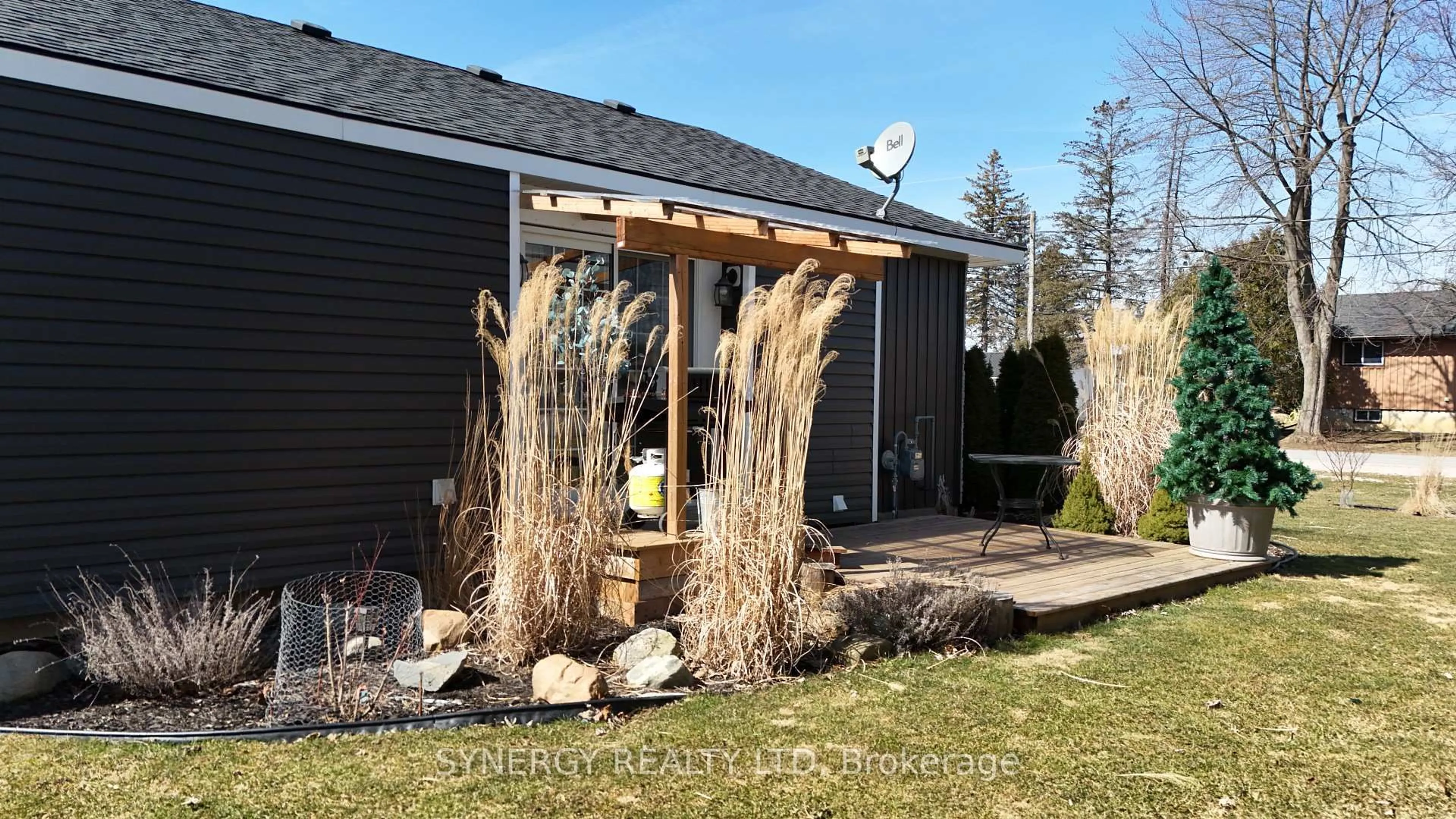 Patio, street for 7953 Railroad Line, Brooke-Alvinston Ontario N0M 2S0