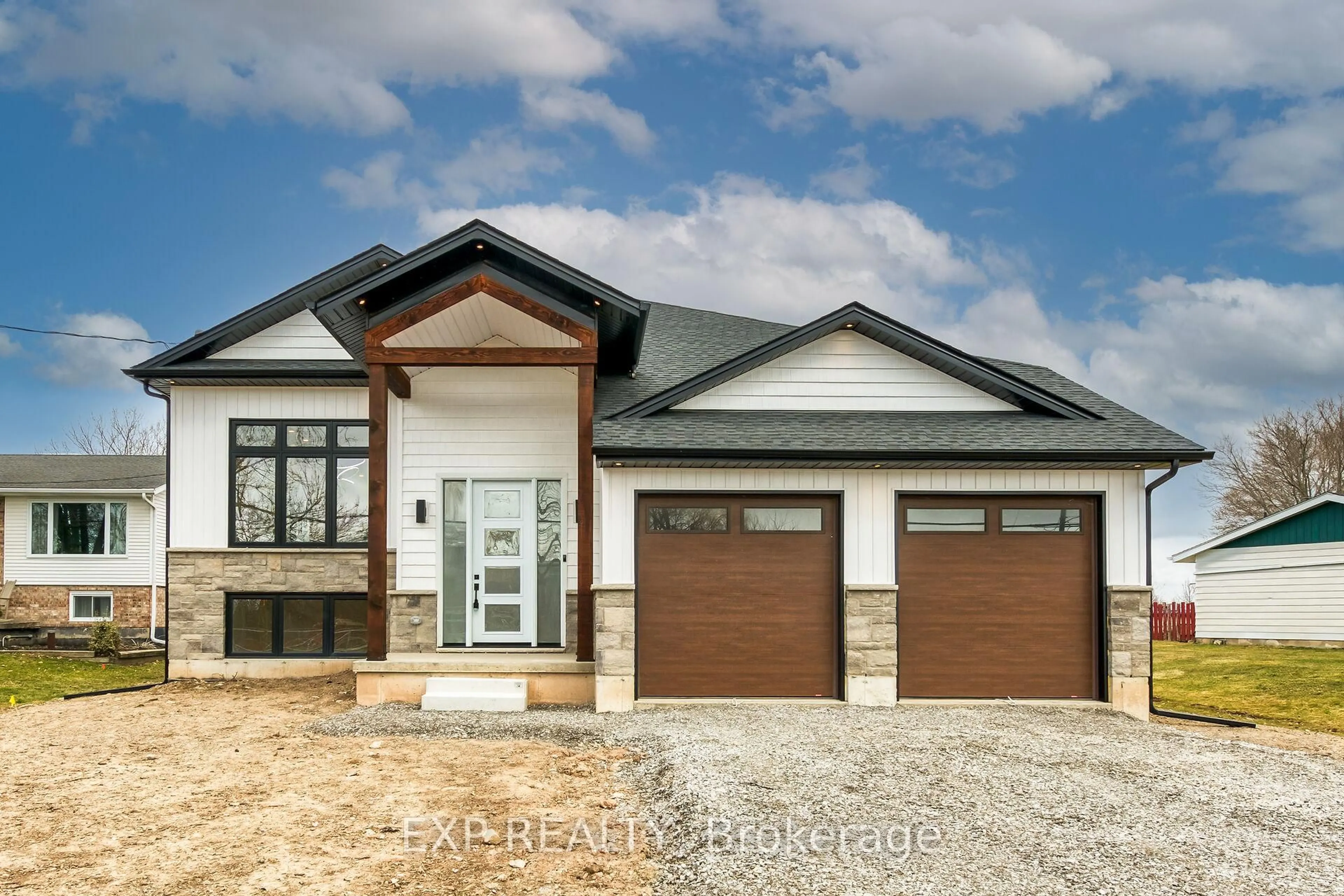 Home with brick exterior material, street for 434 CONCESSION 2 Rd, Port Colborne Ontario L3K 5V5