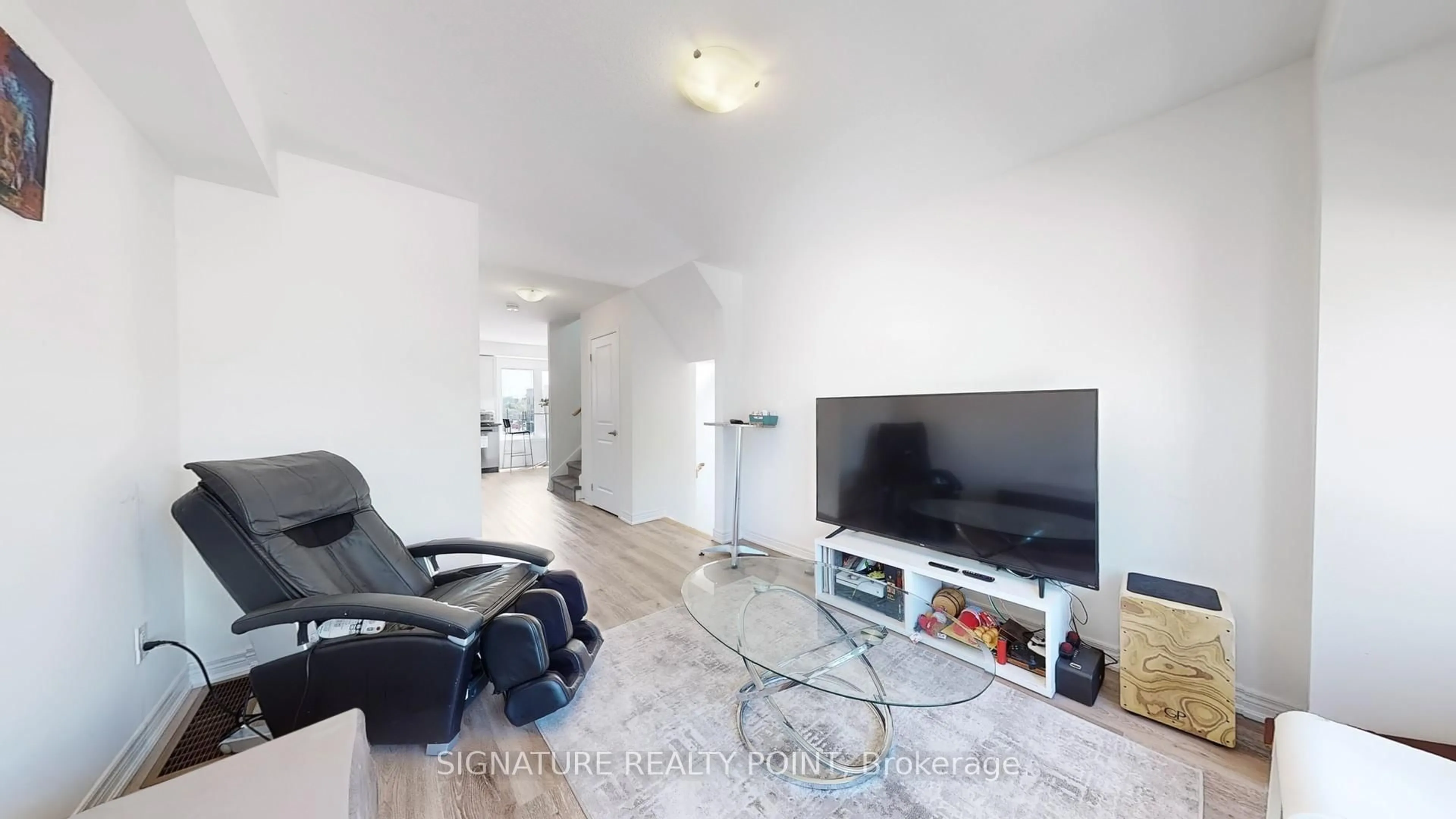 Living room with furniture, unknown for 2 Reid Ave, Hamilton Ontario L8H 0B5