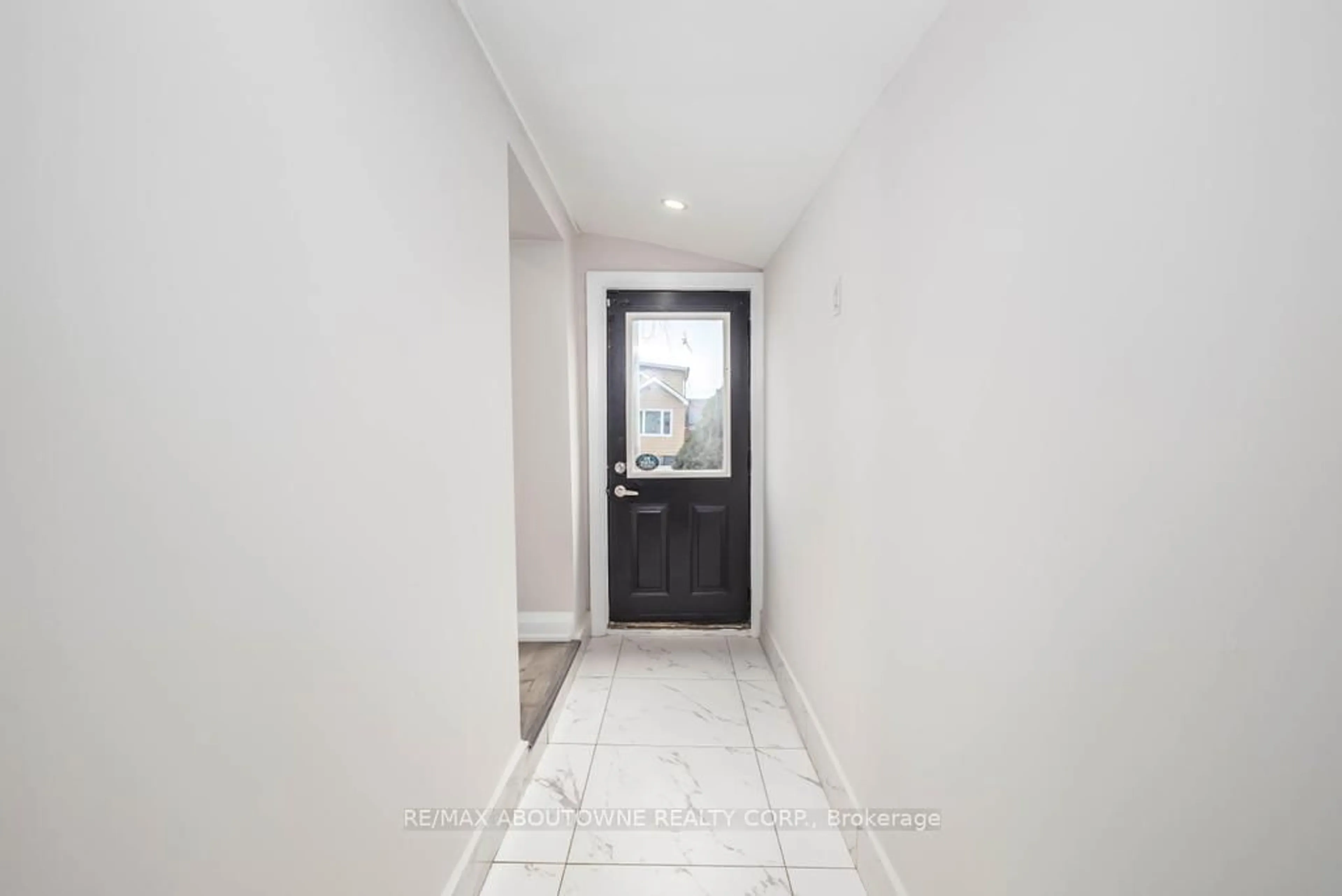 Unknown for 131 West Ave, Hamilton Ontario L8L 5C4