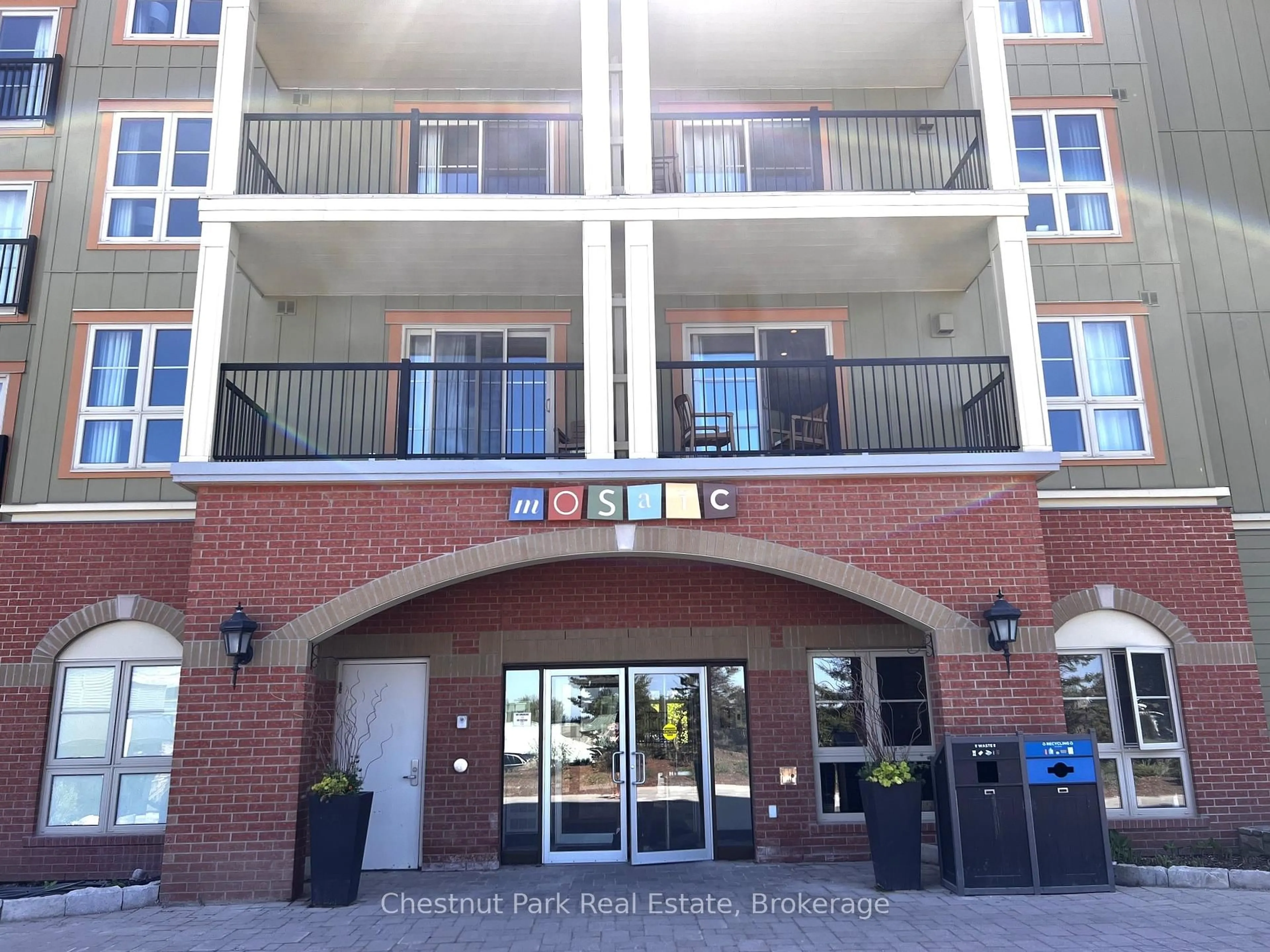 Indoor foyer for 190 Jozo Weider Blvd #155, Blue Mountains Ontario L9Y 0V2