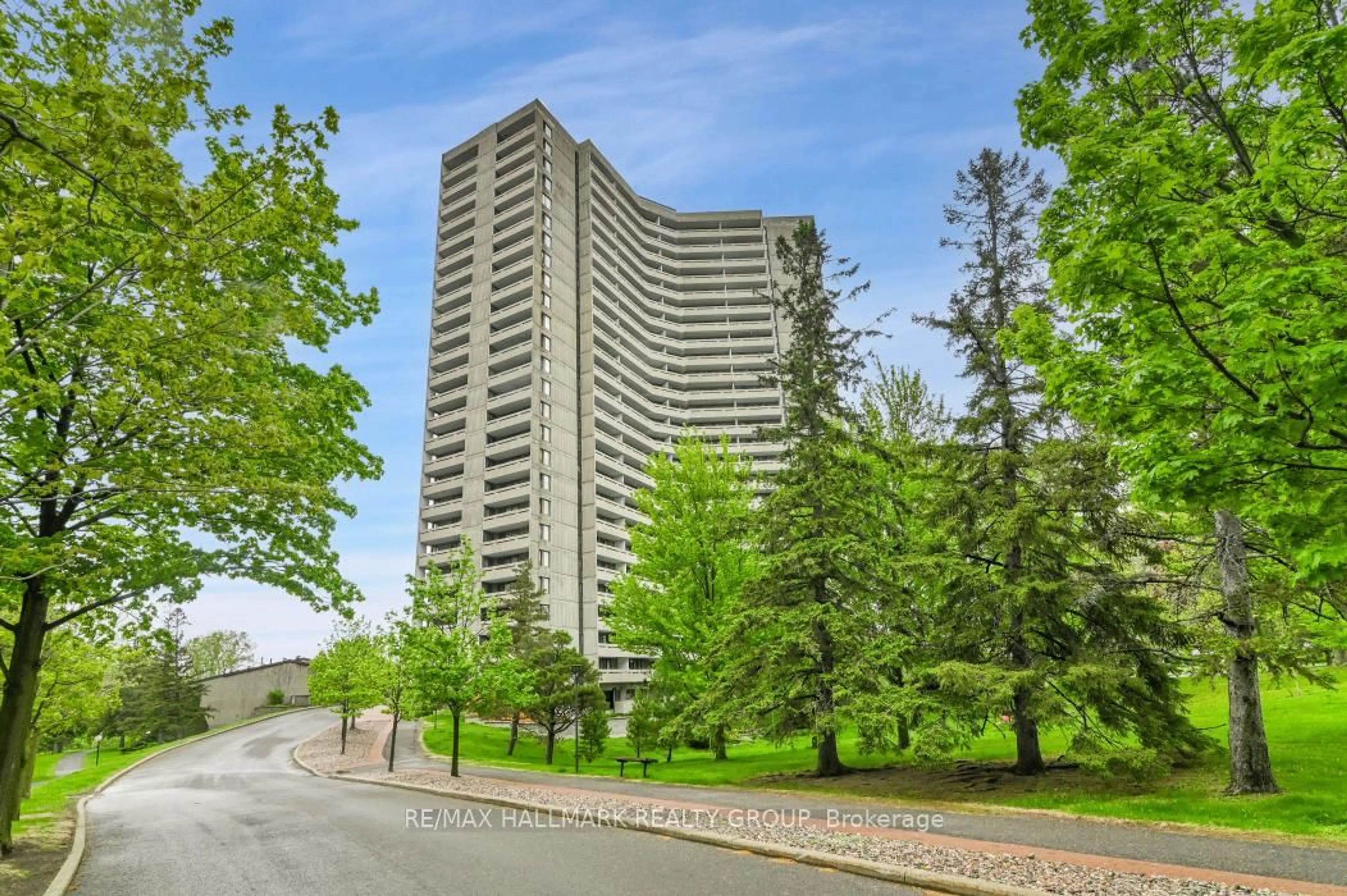 Unknown for 1081 Ambleside Dr #1808, Ottawa Ontario K2B 8C8