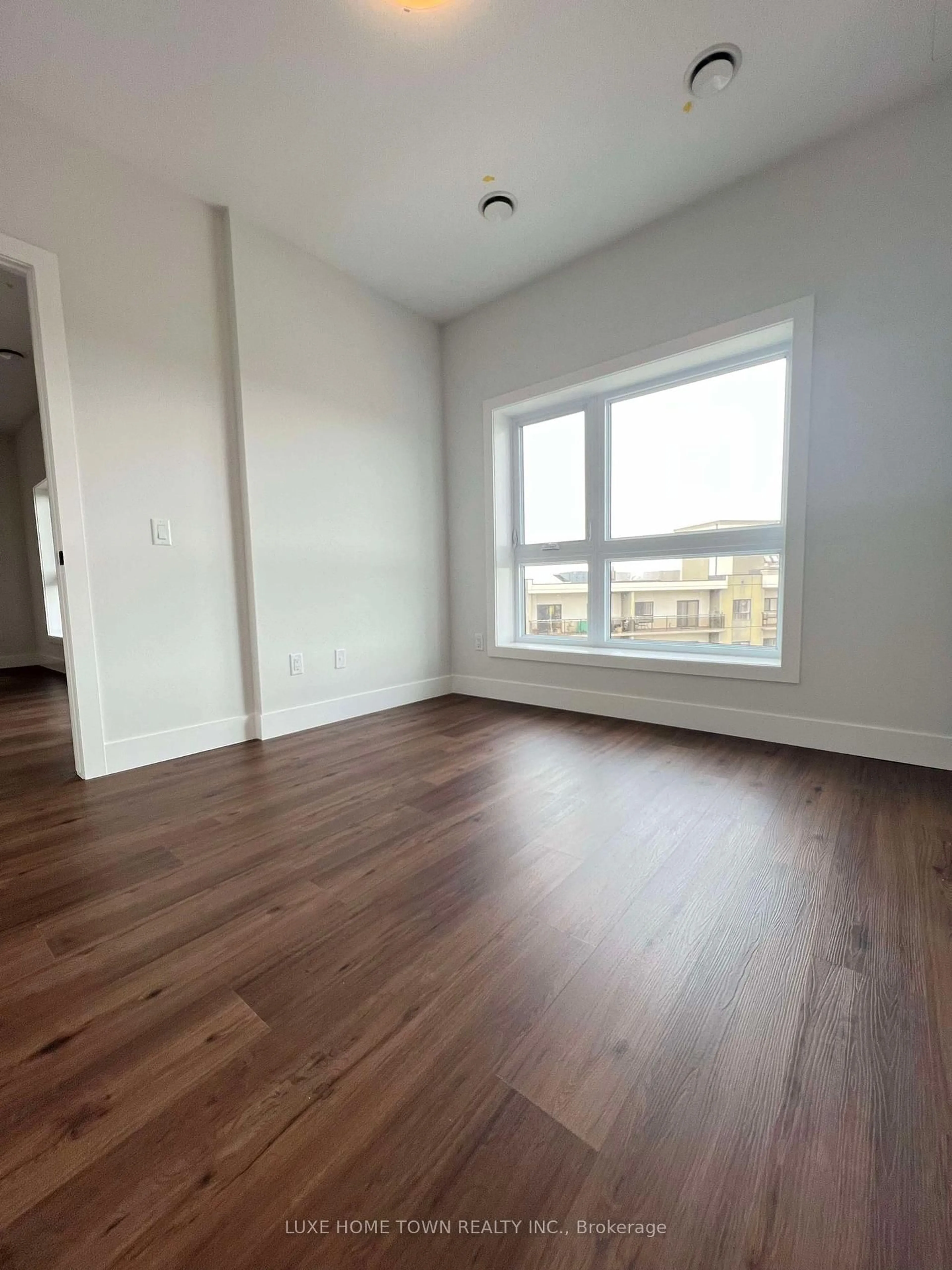 A pic of a room for 1000 Lackner Pl #606, Kitchener Ontario N2A 0L9
