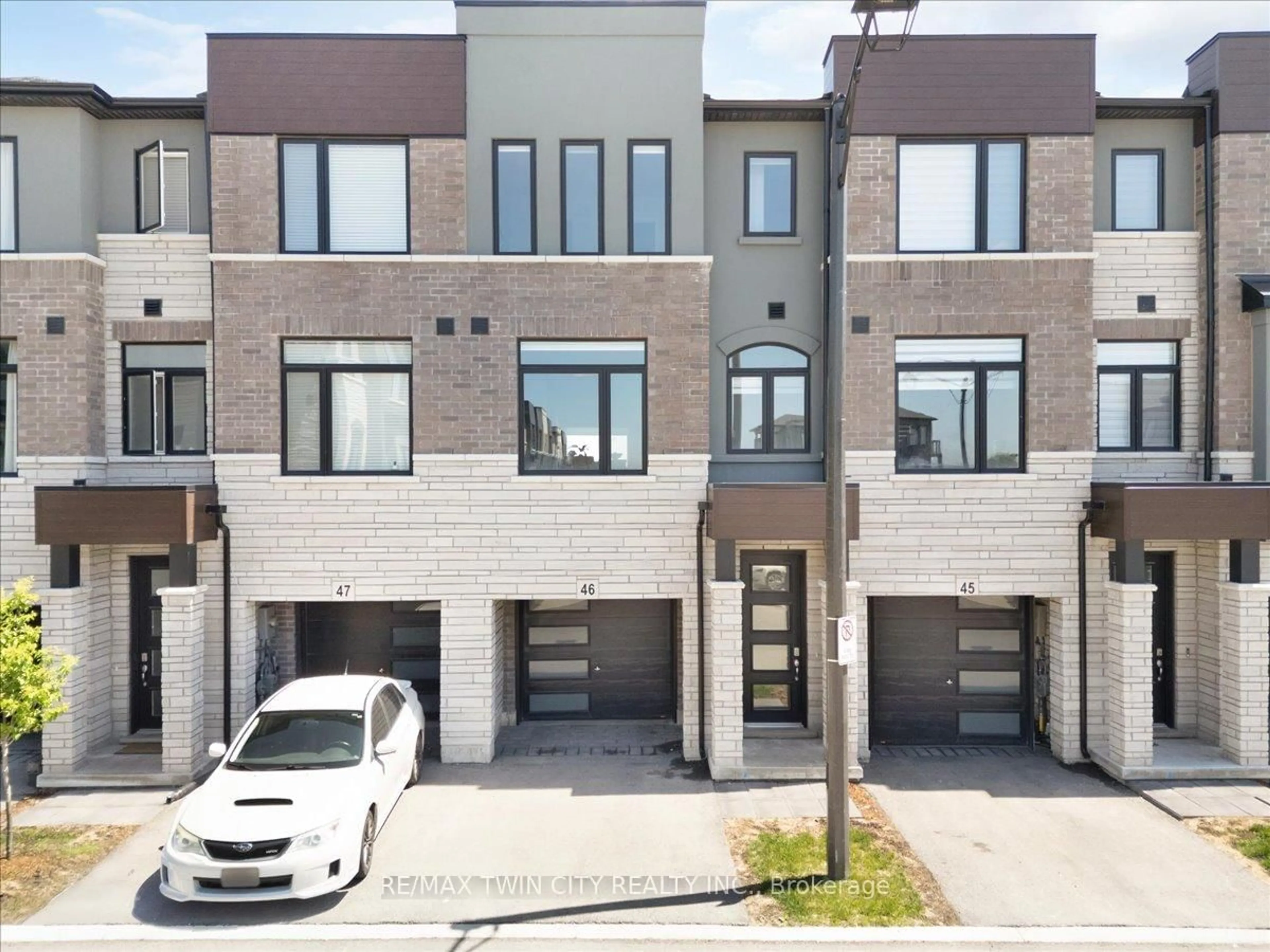 Unknown for 290 Equestrian Way #46, Cambridge Ontario N3E 0E7