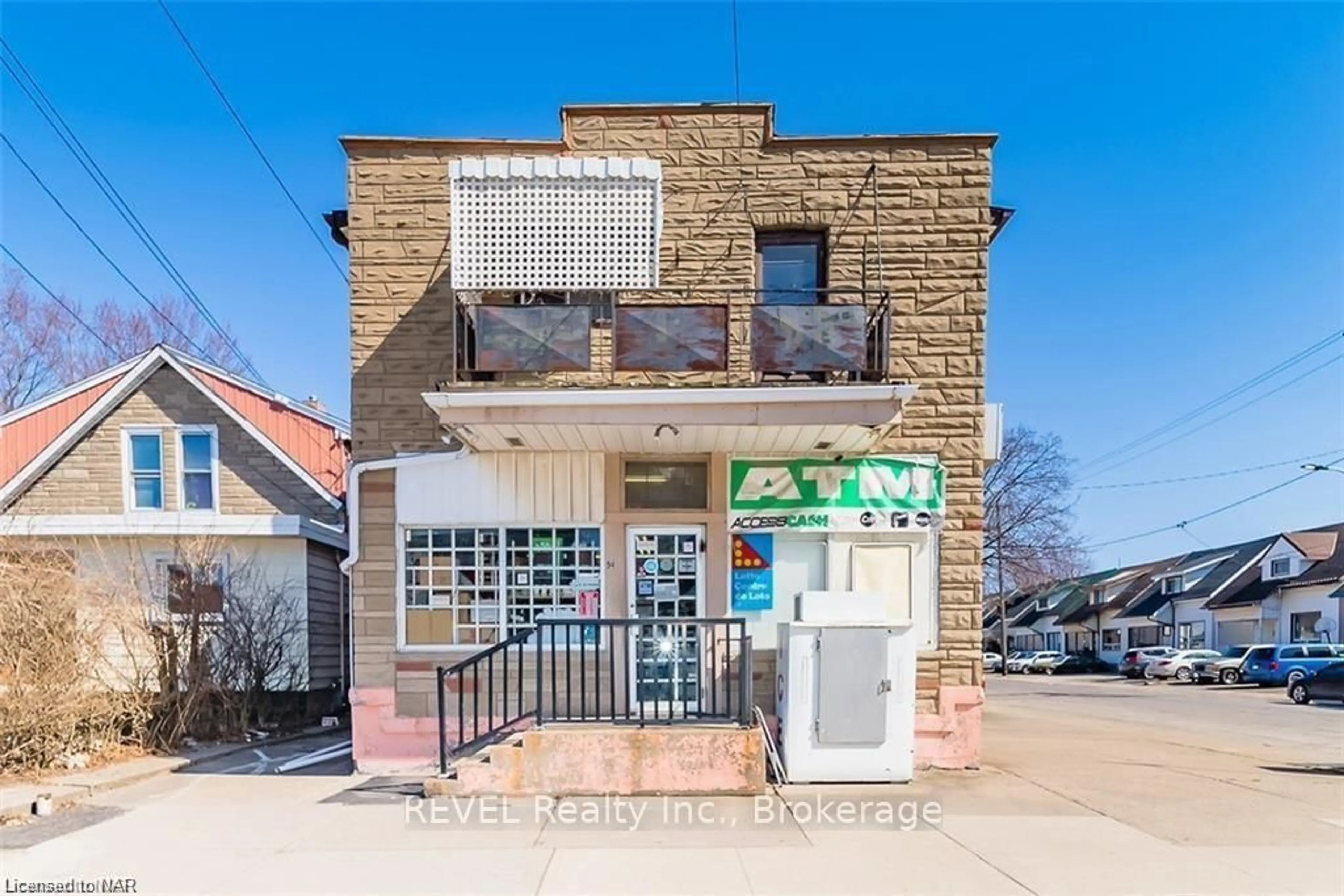 Unknown for 94 Empire St, Welland Ontario L3B 2L4
