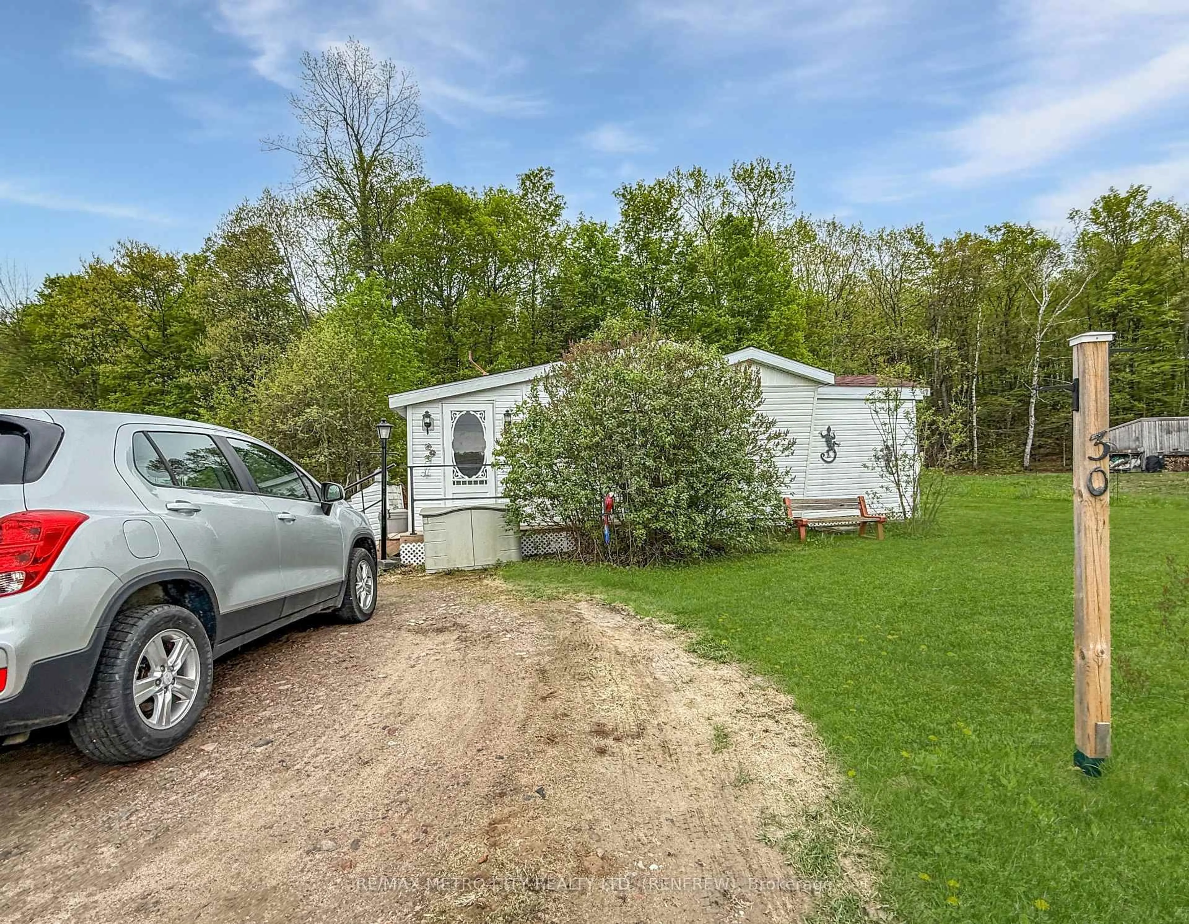 A pic from outside/outdoor area/front of a property/back of a property/a pic from drone, street for 30 Denise Lane, Renfrew Ontario K7V 3Z8