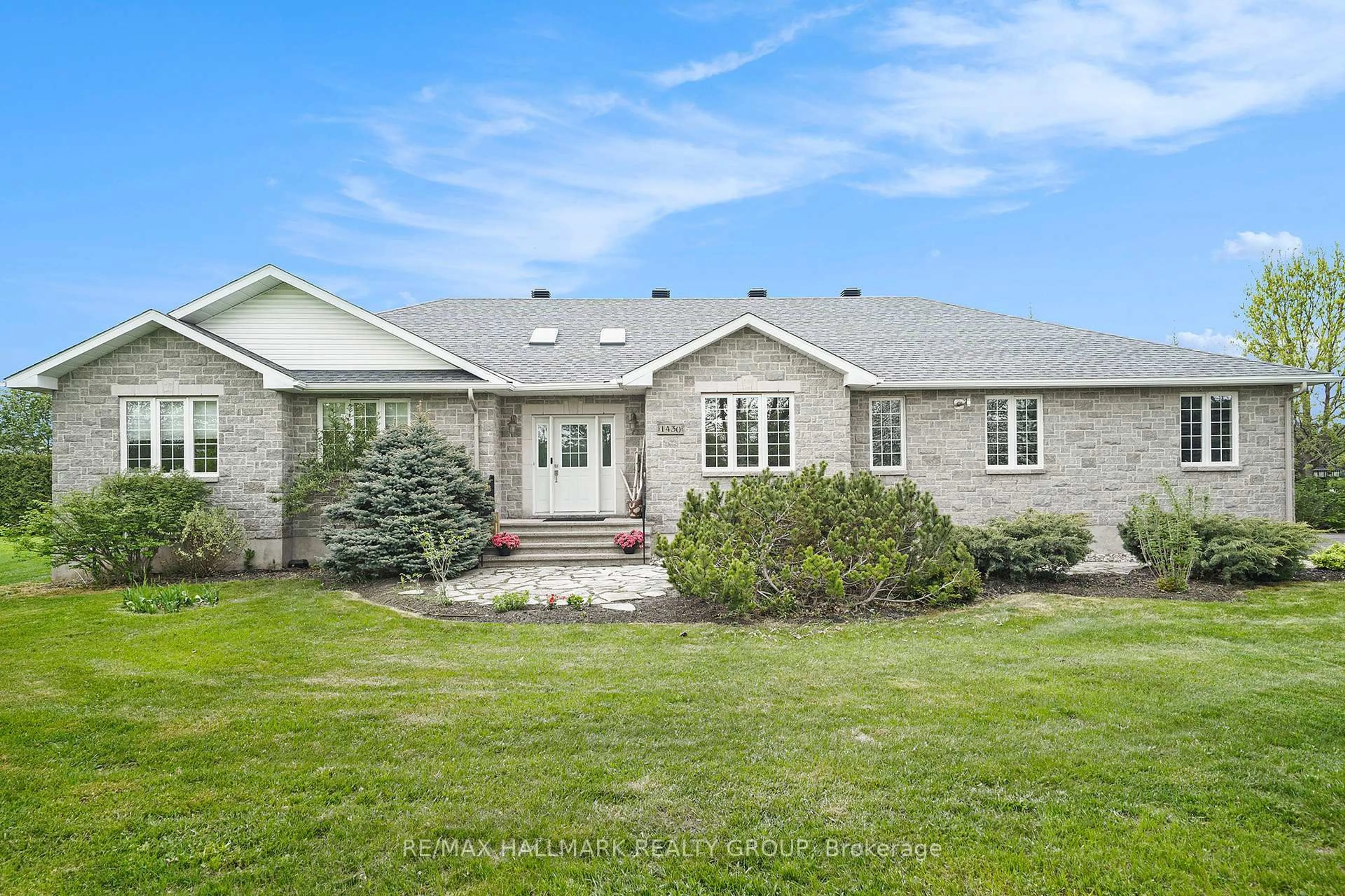 Unknown for 1430 Spartan Grove St, Ottawa Ontario K4P 1R6