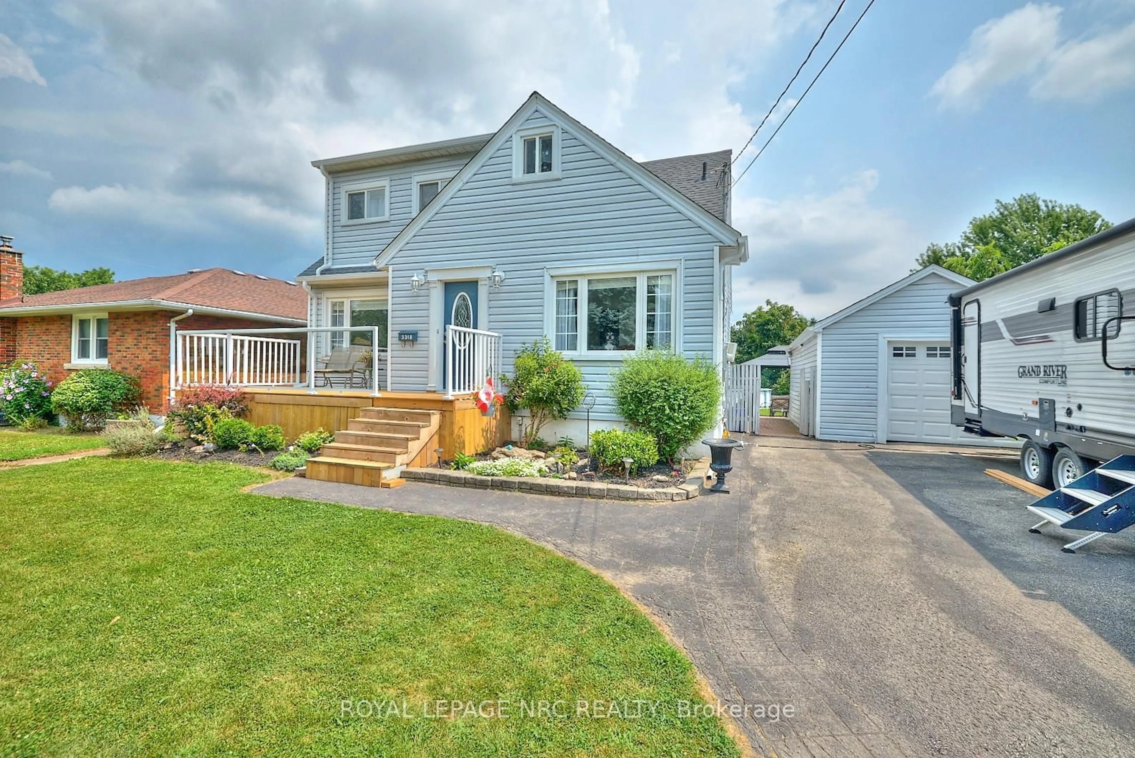 Unknown for 3318 Sinnicks Ave, Niagara Falls Ontario L2J 2G3