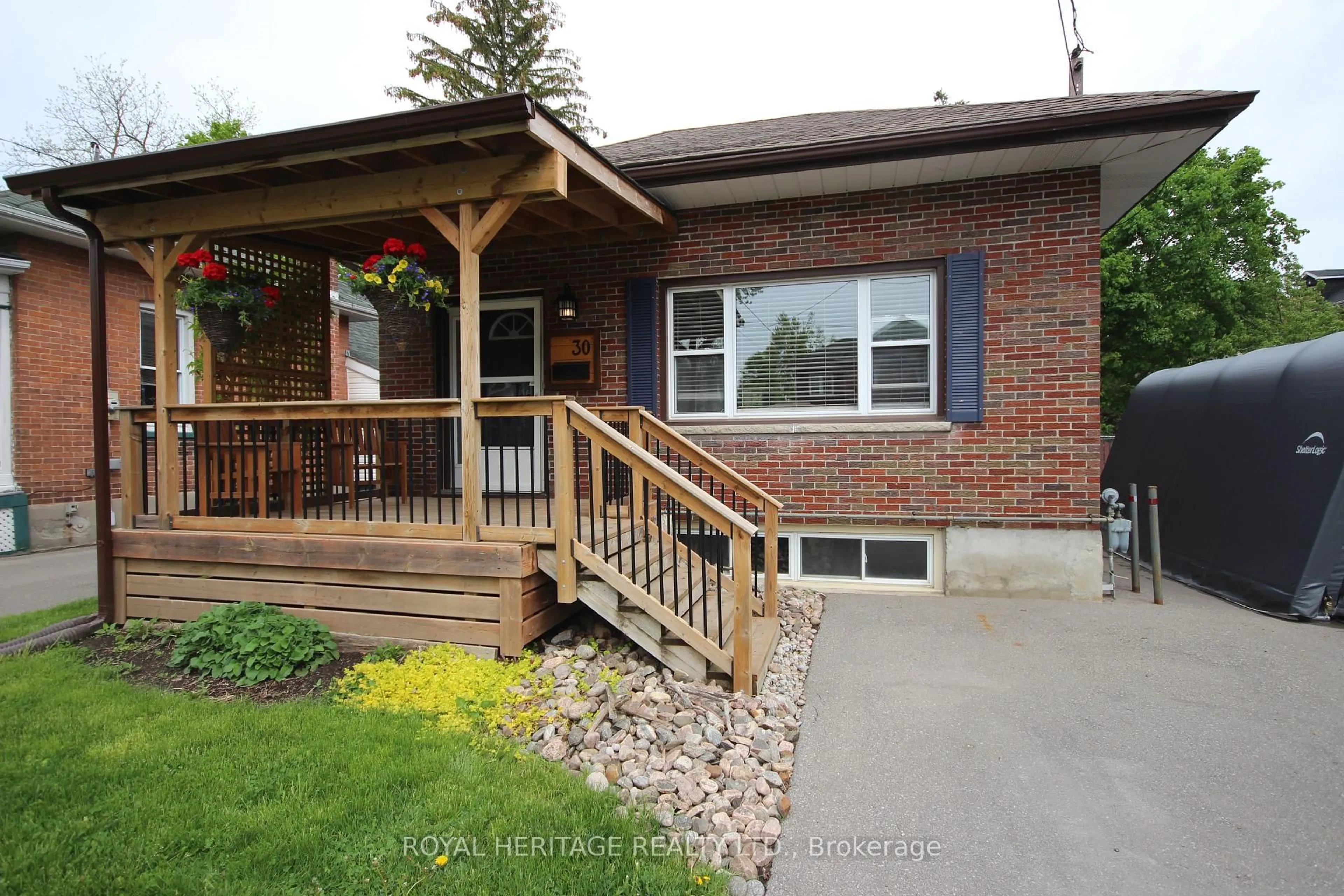 Home with brick exterior material, street for 30 Melbourne St, Kawartha Lakes Ontario K9V 2S8