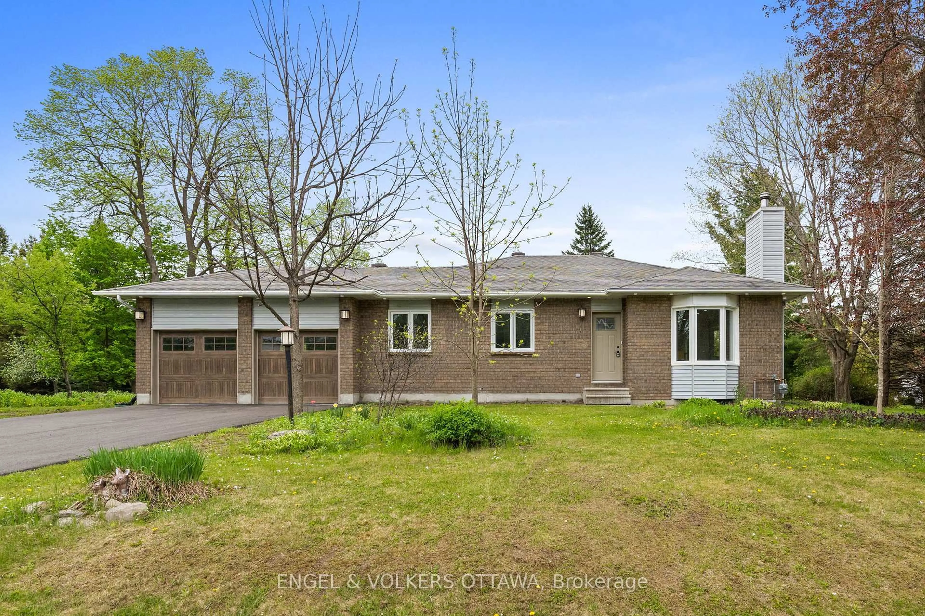 Unknown for 1375 Trebla Way, Greely Ontario K4P 1E4