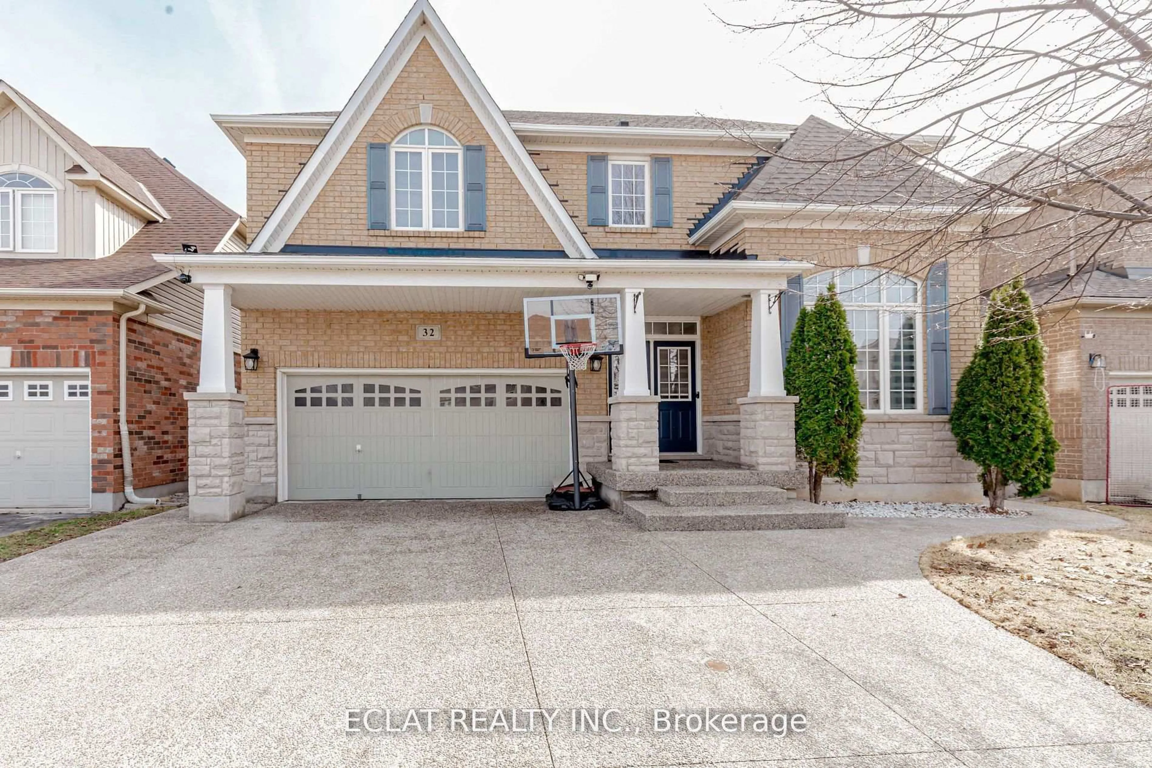 Home with brick exterior material, street for 32 Nanaimo Cres, Hamilton Ontario L8E 0C9