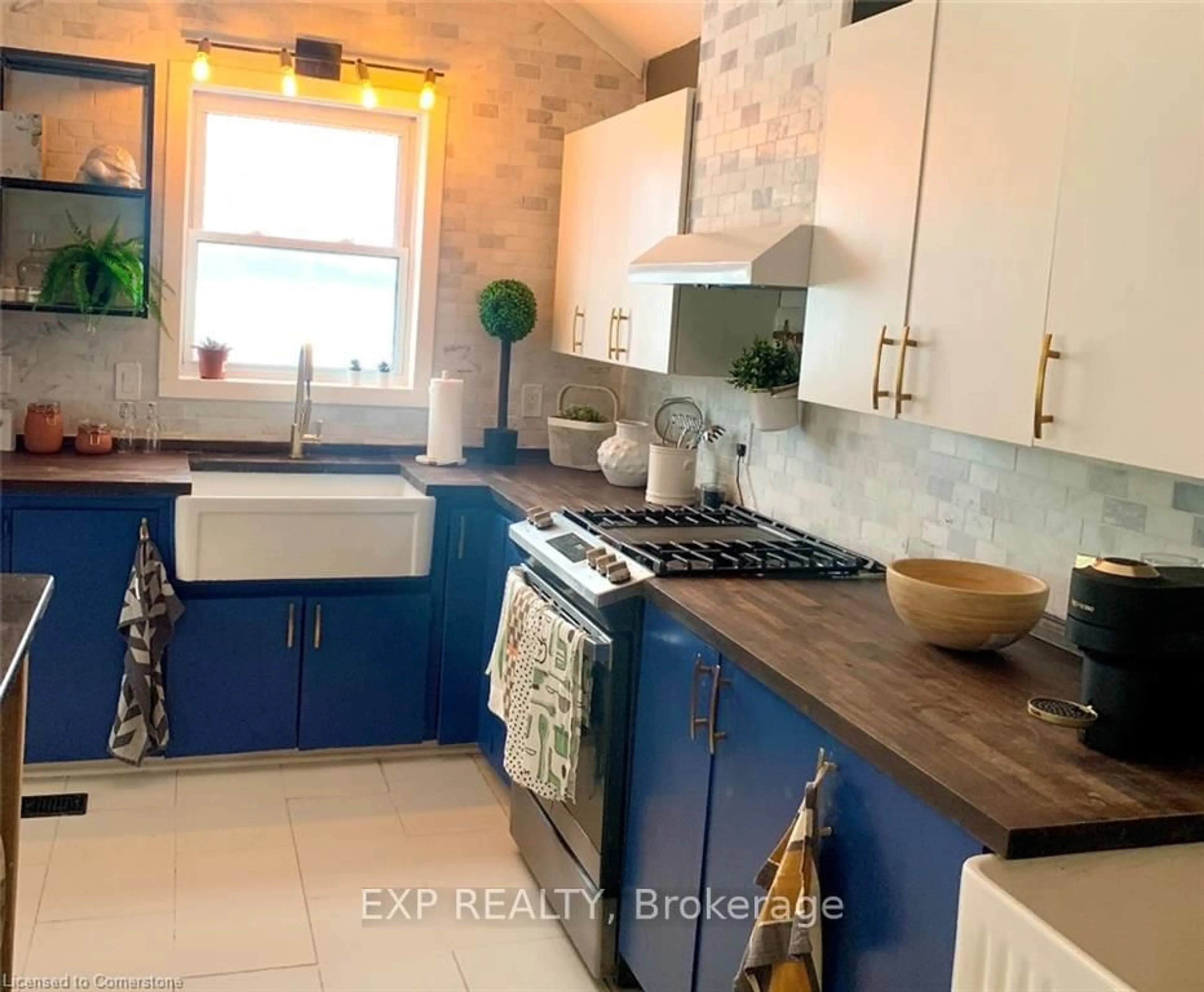 Open concept kitchen, ceramic/tile floor for 12294 County Rd 5 Rd, South Dundas Ontario K0C 2L0