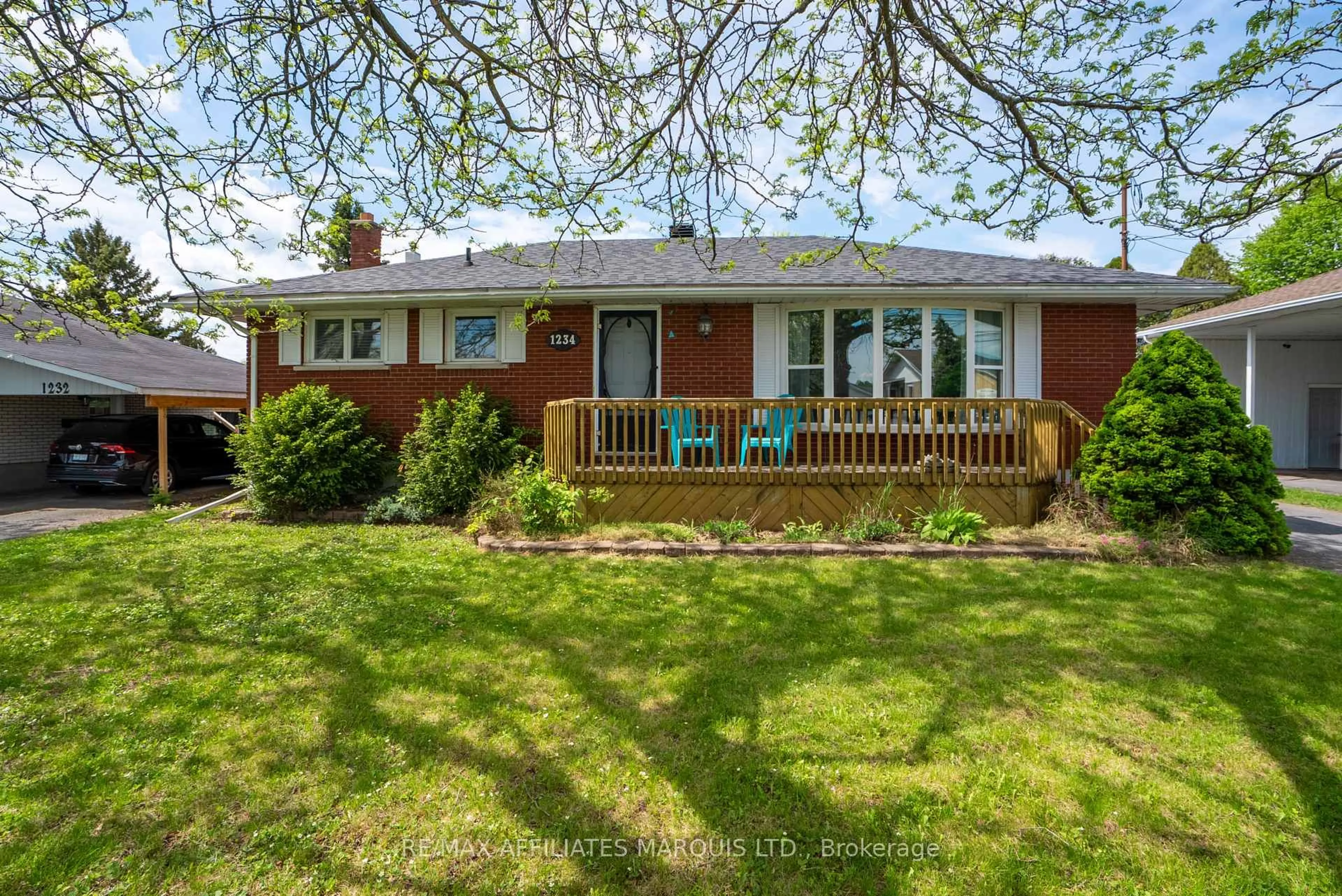 Unknown for 1234 Fatima St, Cornwall Ontario K6J 4Z6