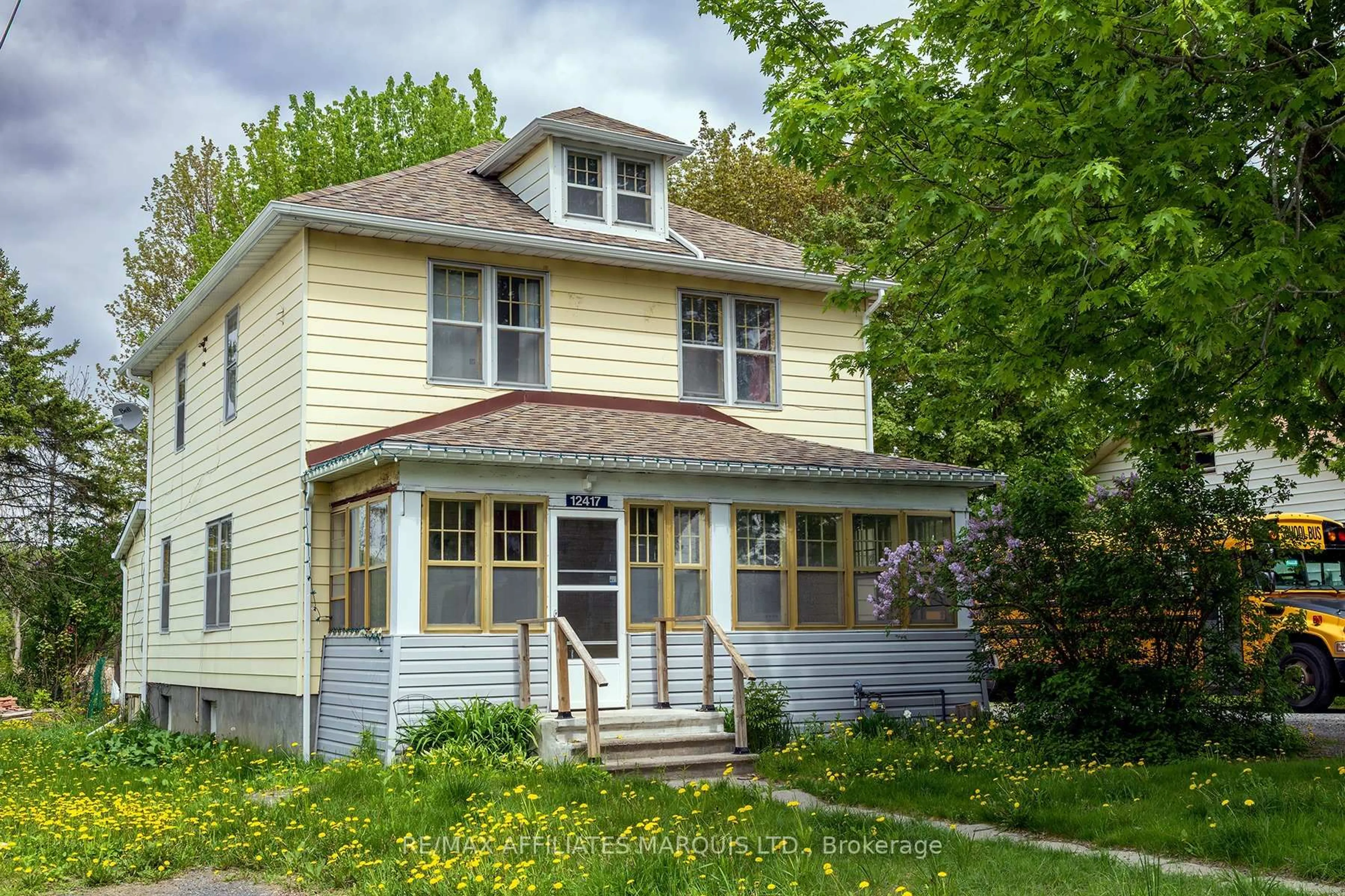Home with vinyl exterior material, street for 12417 County Road 18 Rd, South Dundas Ontario K0C 2H0