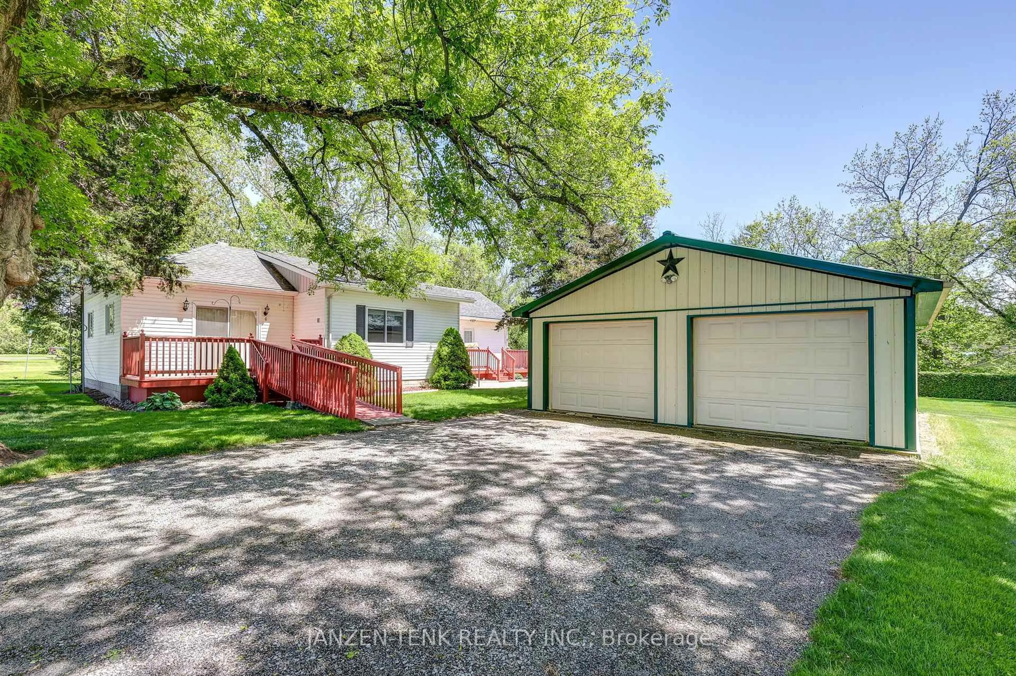Unknown for 6 Concession St, Norfolk Ontario N0E 1X0