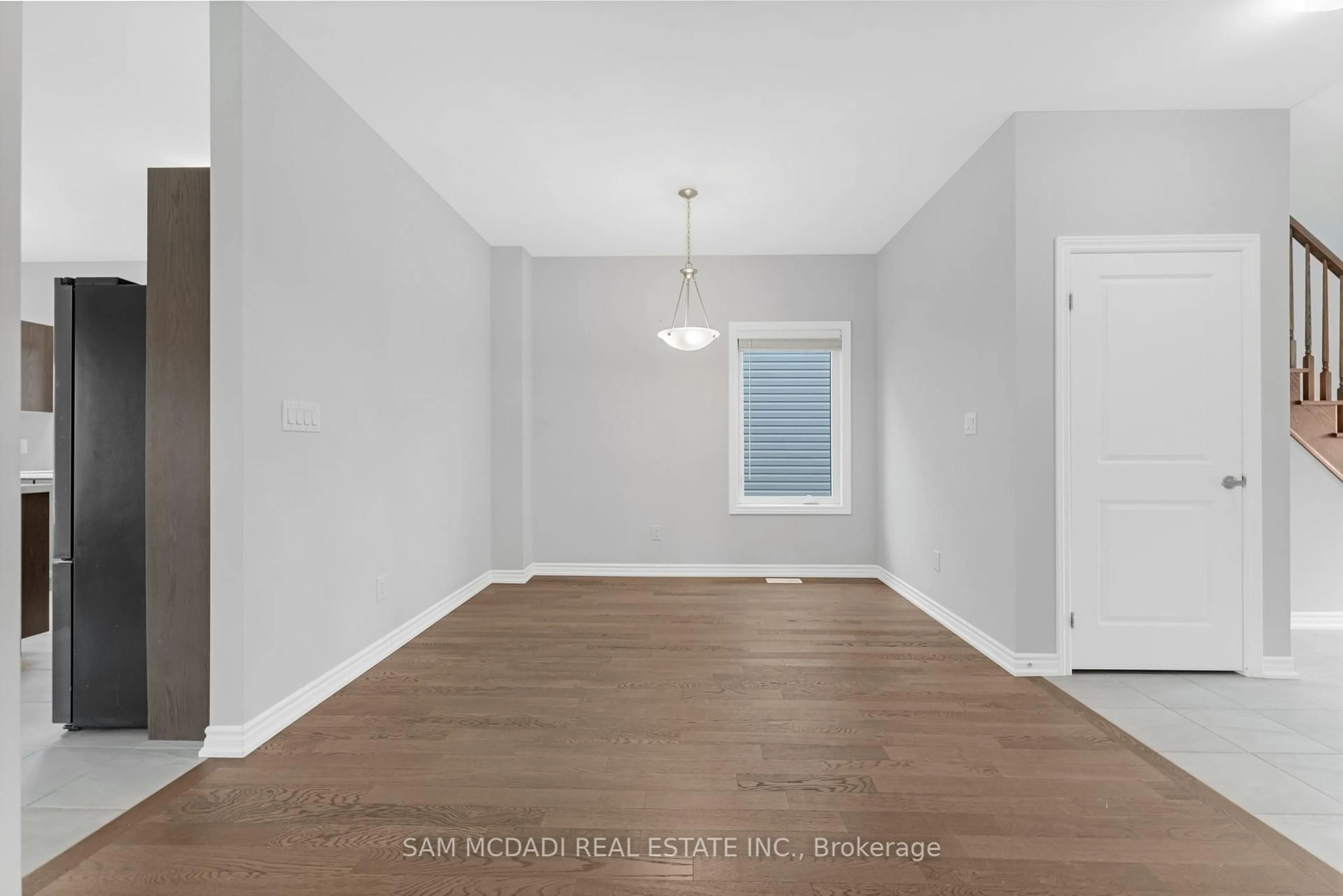 A pic of a room for 94 McCabe Ave, Welland Ontario L3B 0H5