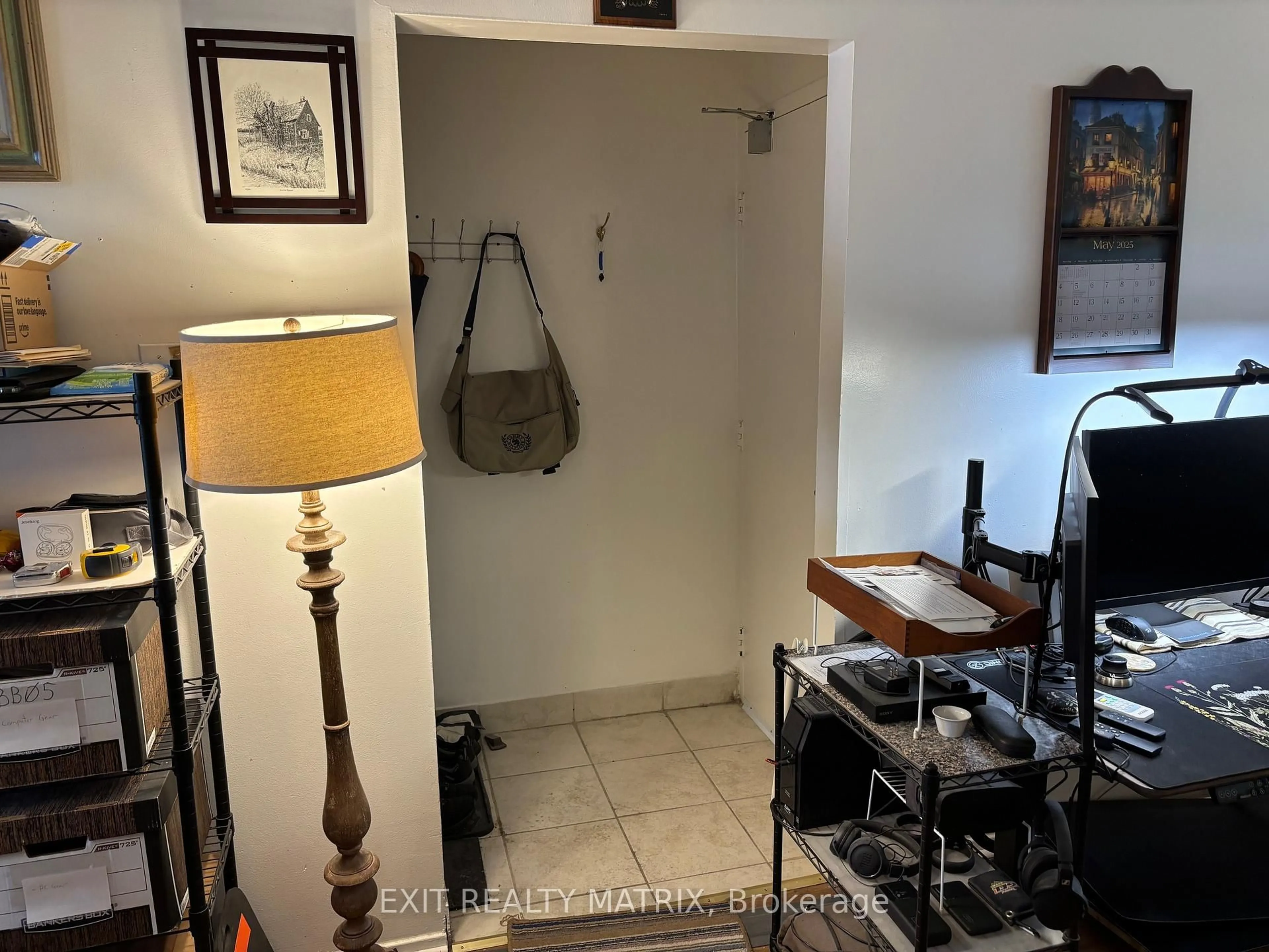 Indoor entryway for 315 Spence Ave #2006, Hawkesbury Ontario K6A 3A4