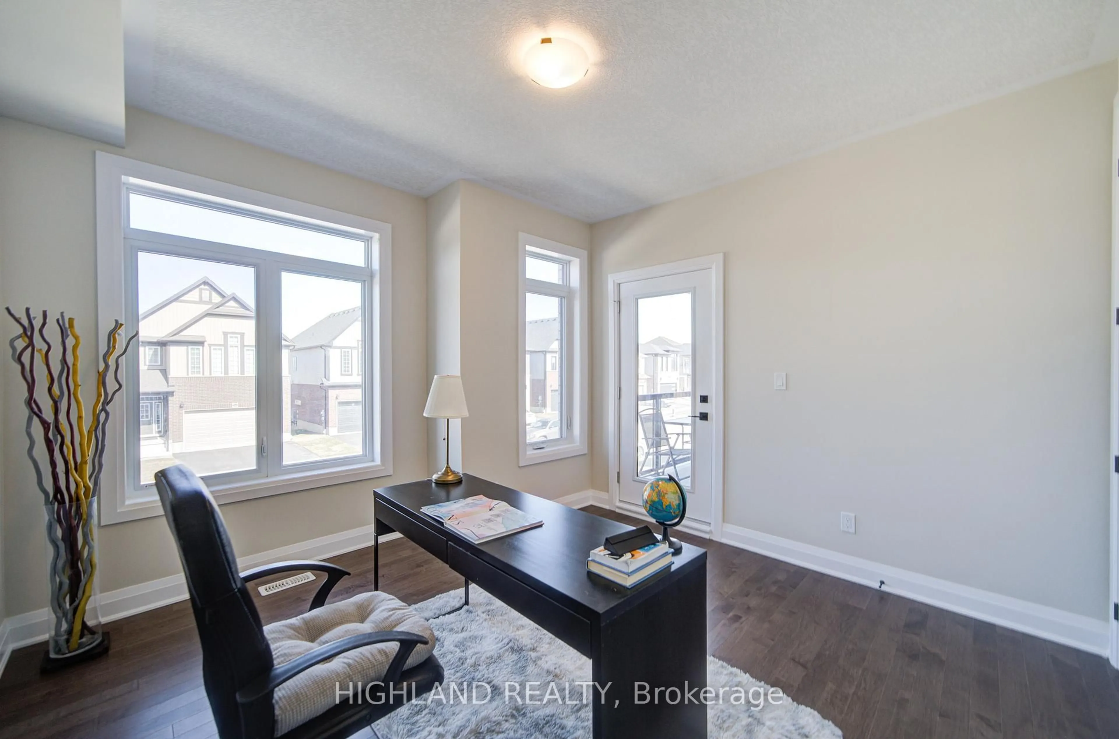 A pic of a room for 565 Balsam Poplar St, Waterloo Ontario N2V 0H8