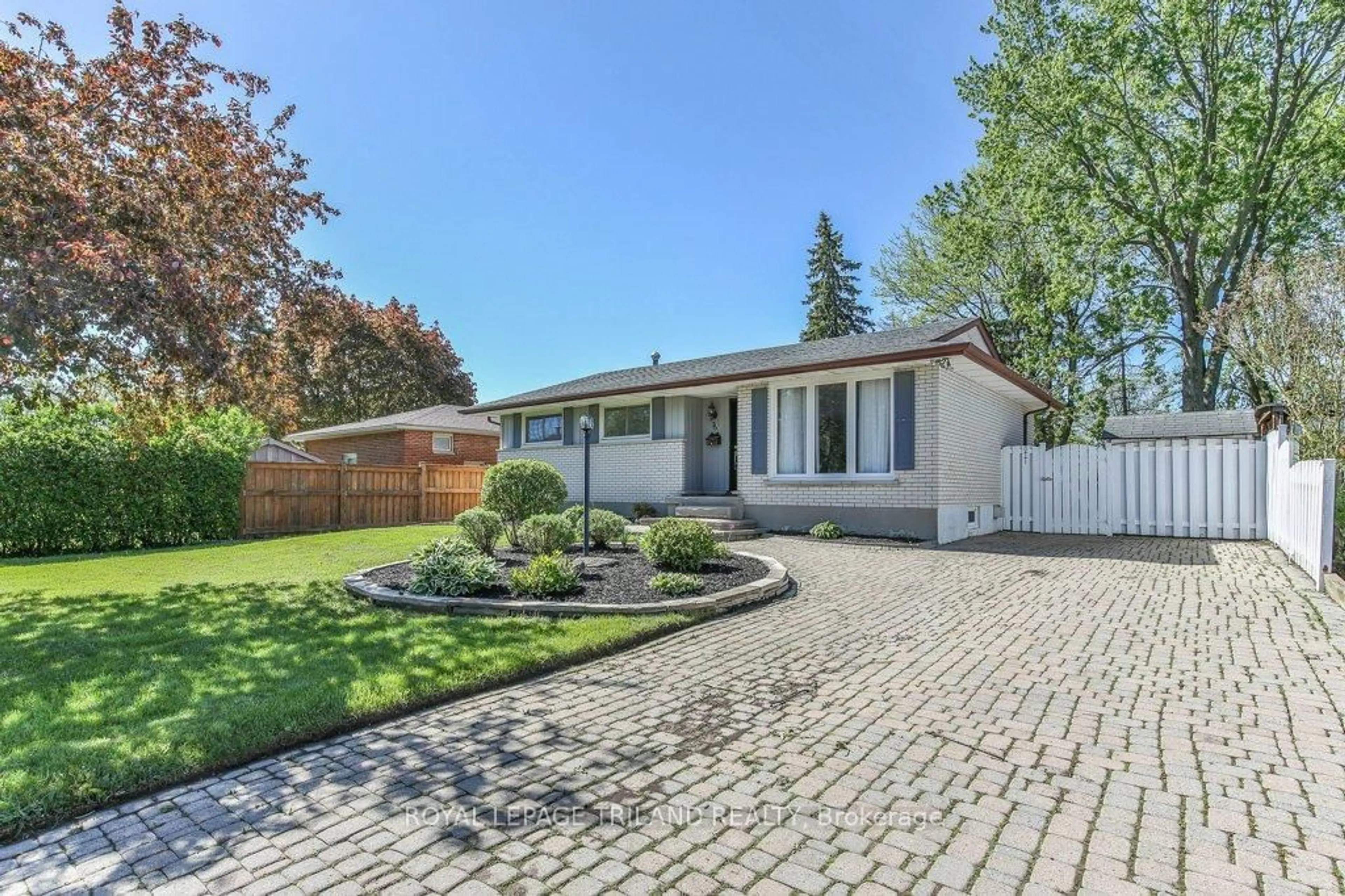 Unknown for 76 MASSON Crt, London South Ontario N6E 1H3