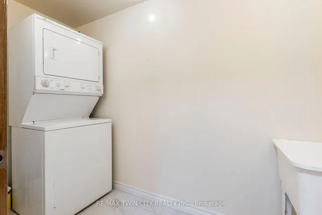 Additional property image - 413 Carson Dr