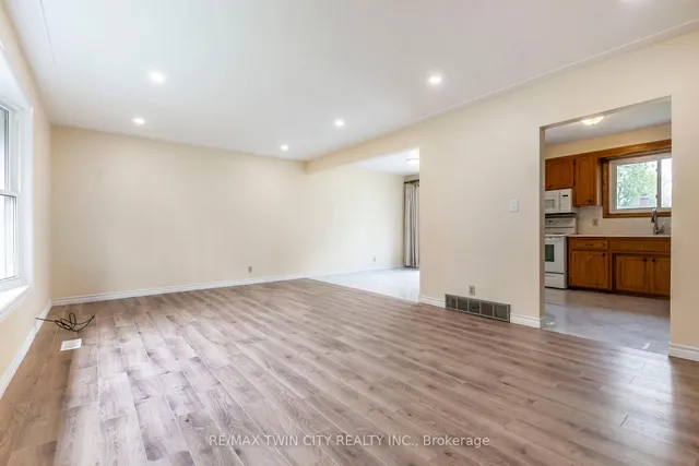 Additional property image - 413 Carson Dr