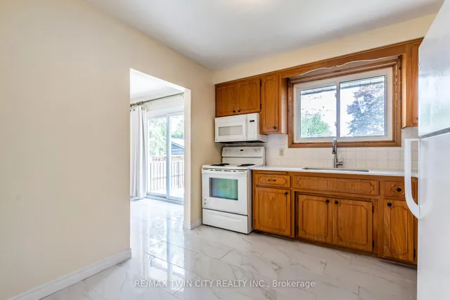 Additional property image - 413 Carson Dr